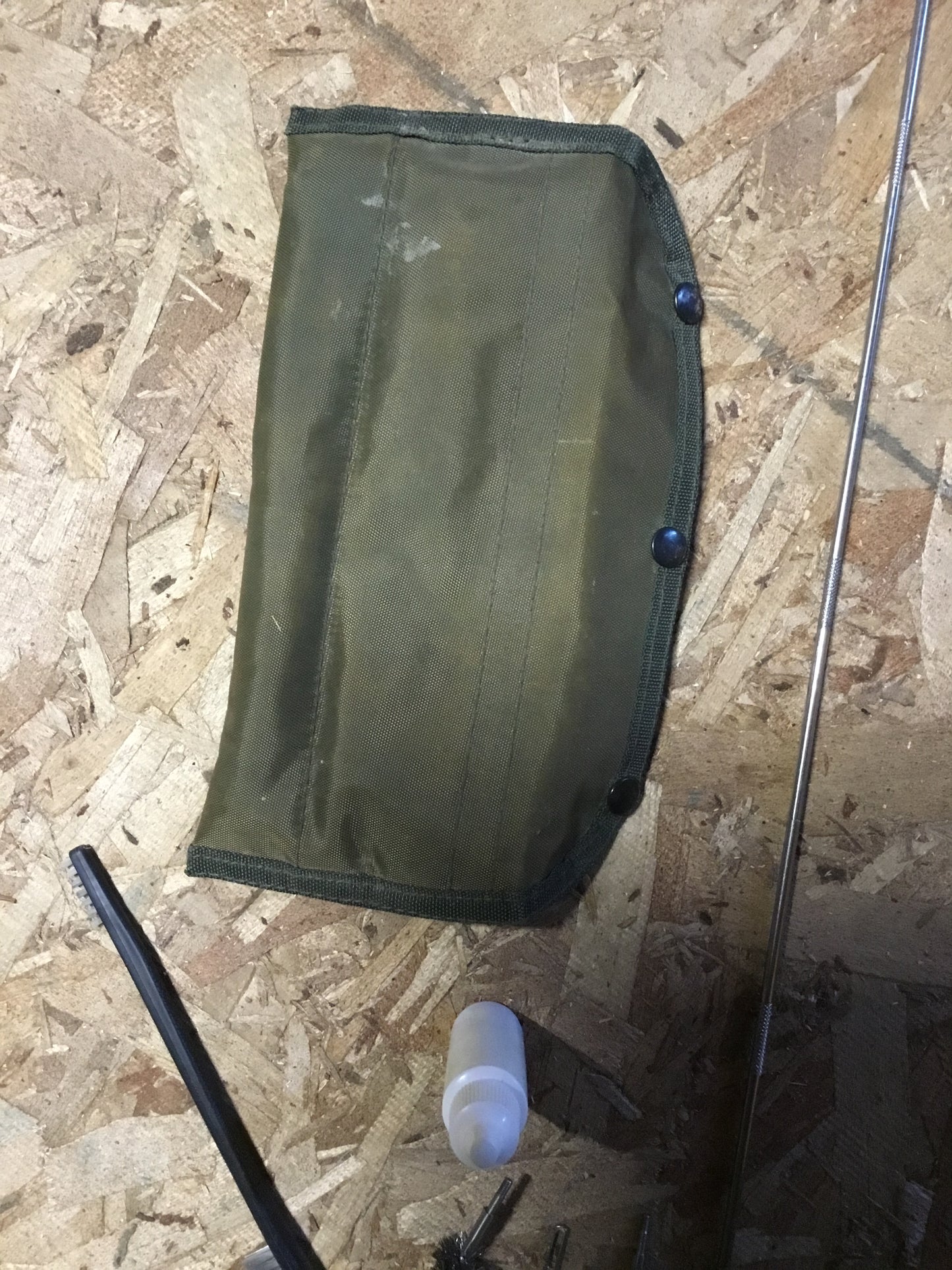 22 Cal. Gun Cleaning Kit , stainless rods