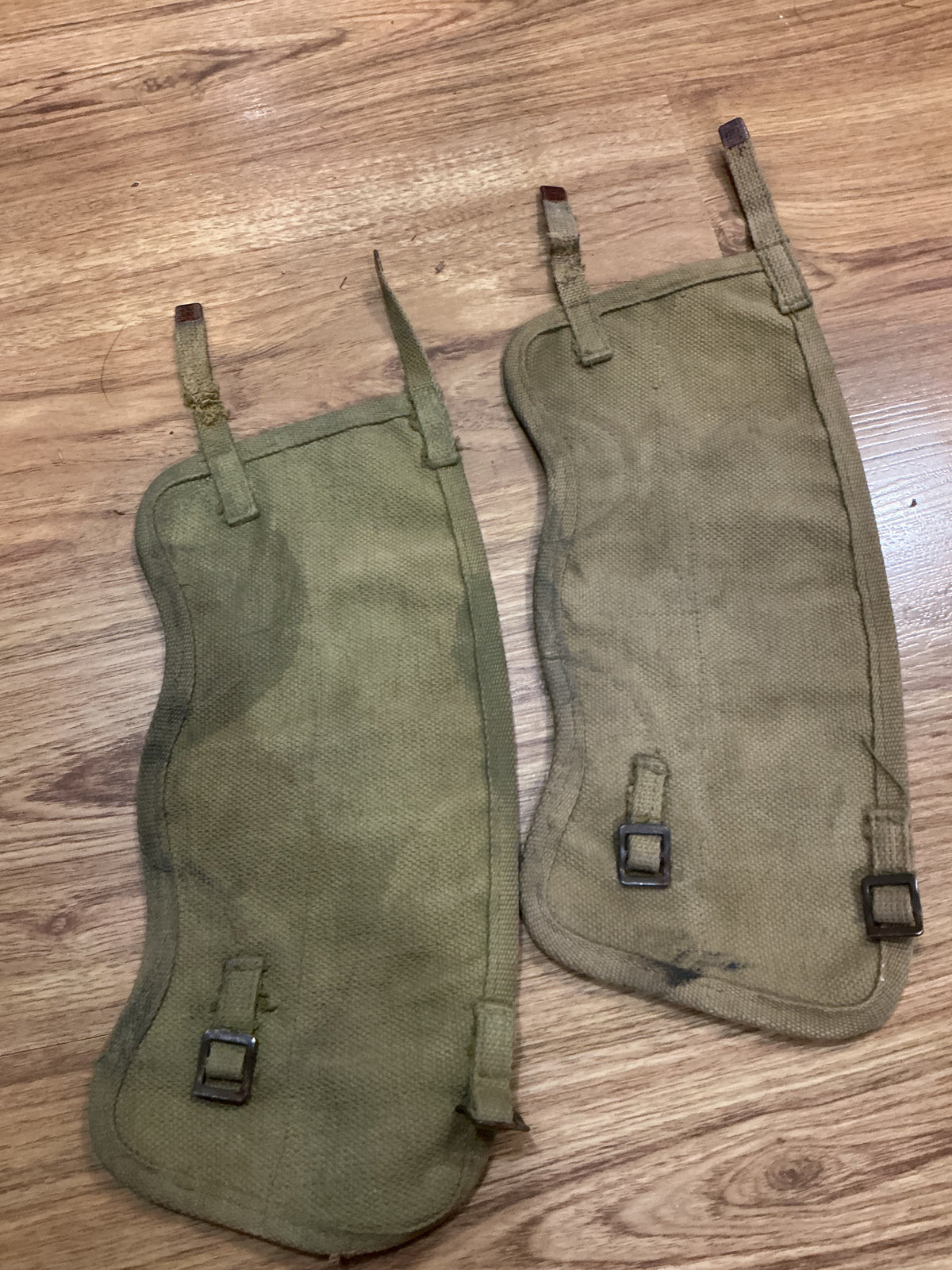 Pair WW11 Canadian Canvas Gaiters Dated 1945