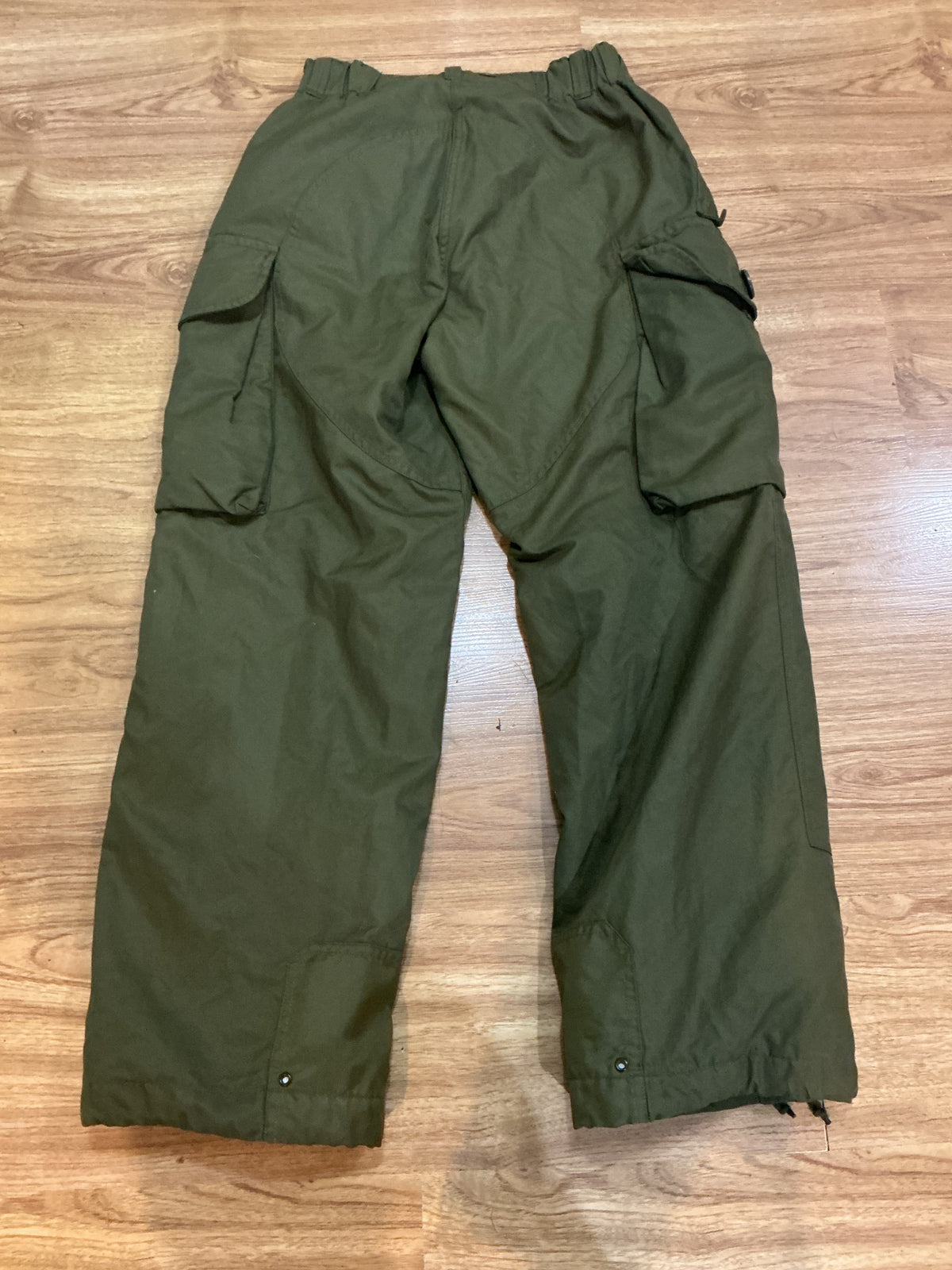 Canadian Forces Cold Wet Weather Pants Small -Regular . Or 70/30