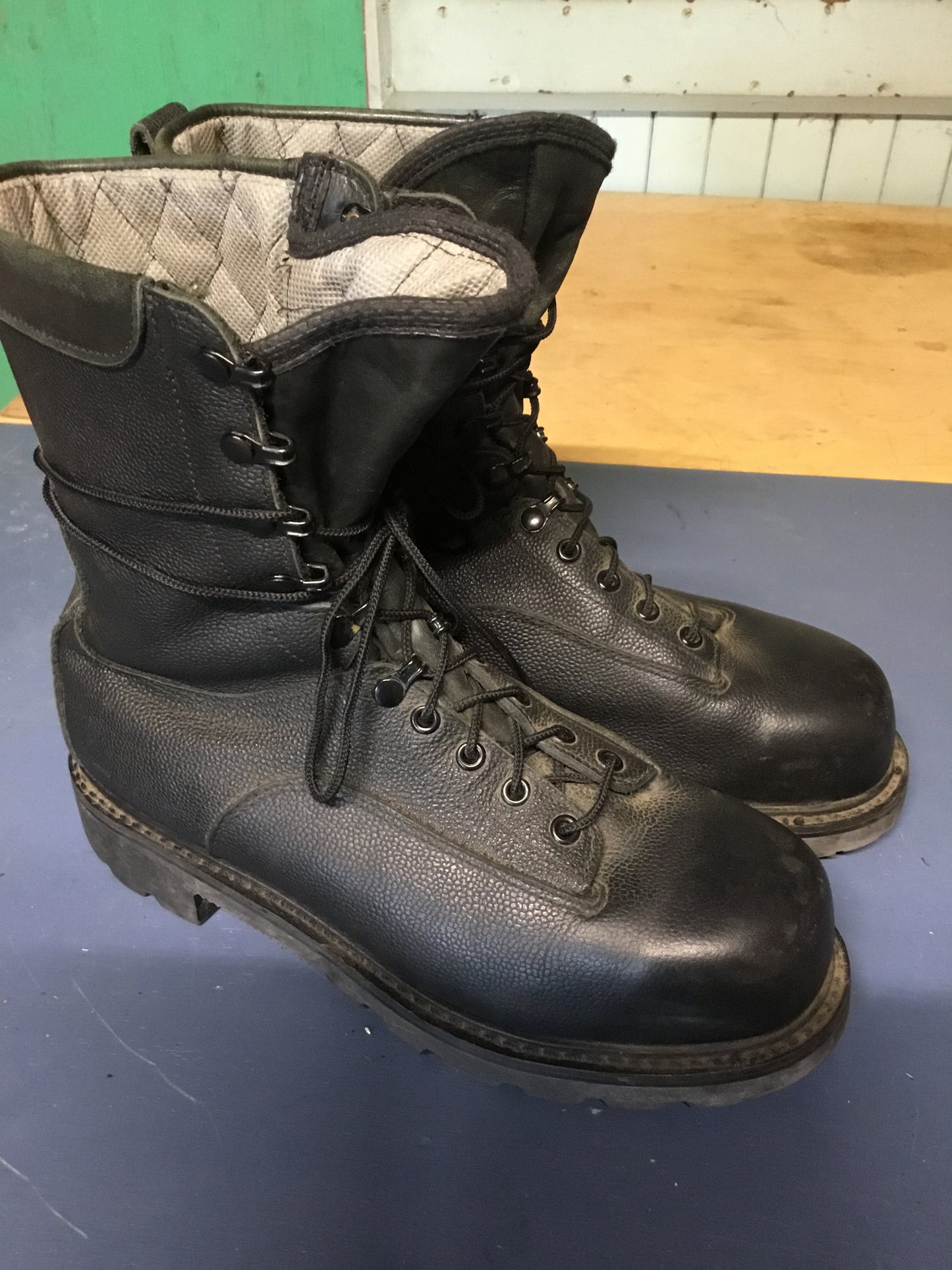 Military Terra Work Boots Steel Toe Cold Wet Weather Size 9.5