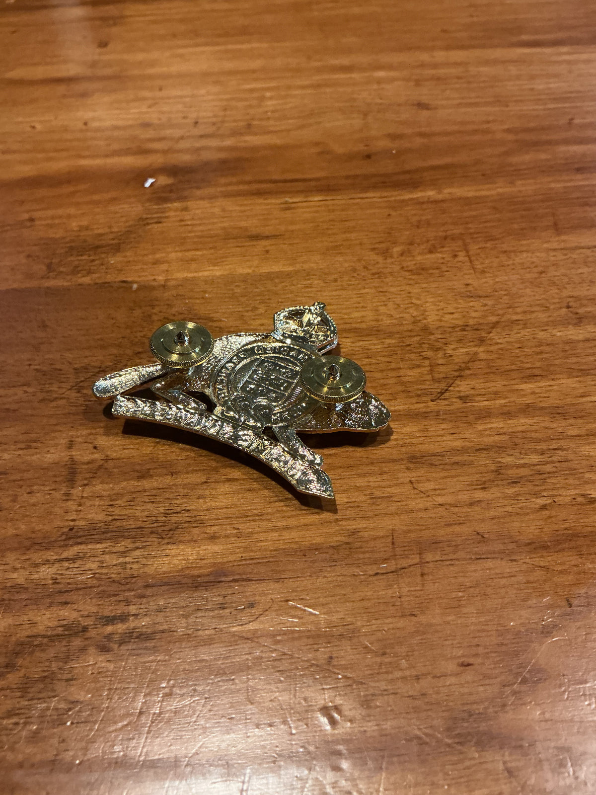 Canadian R22R Royal 22nd Regiment Cap Badge Kings Crown