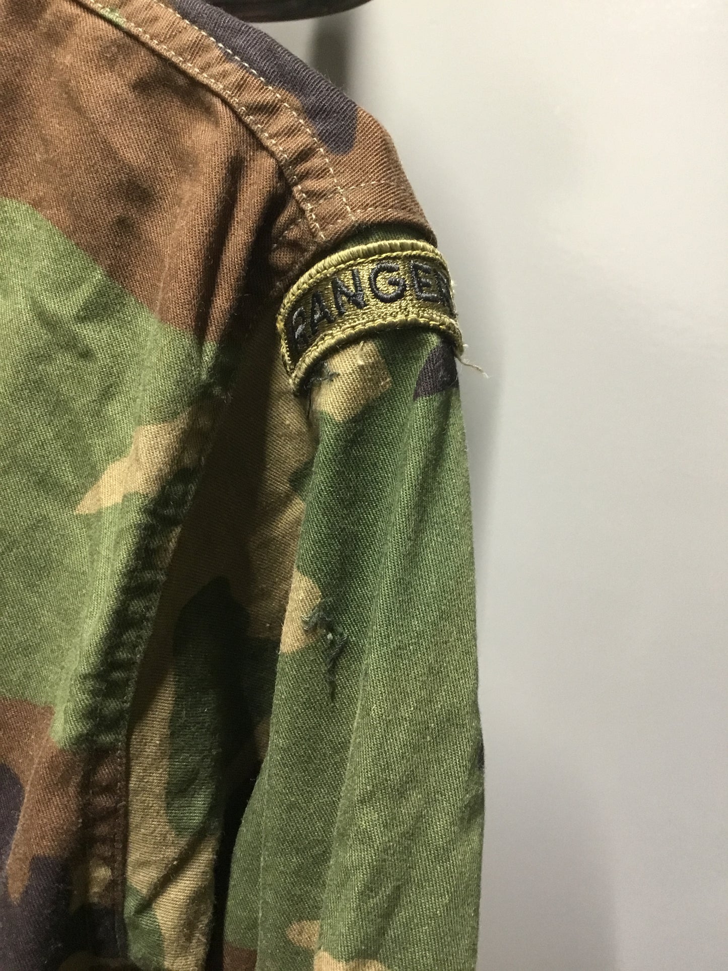 Woodland Camouflage BDU Shirt with ;Insignia size Medium Long
