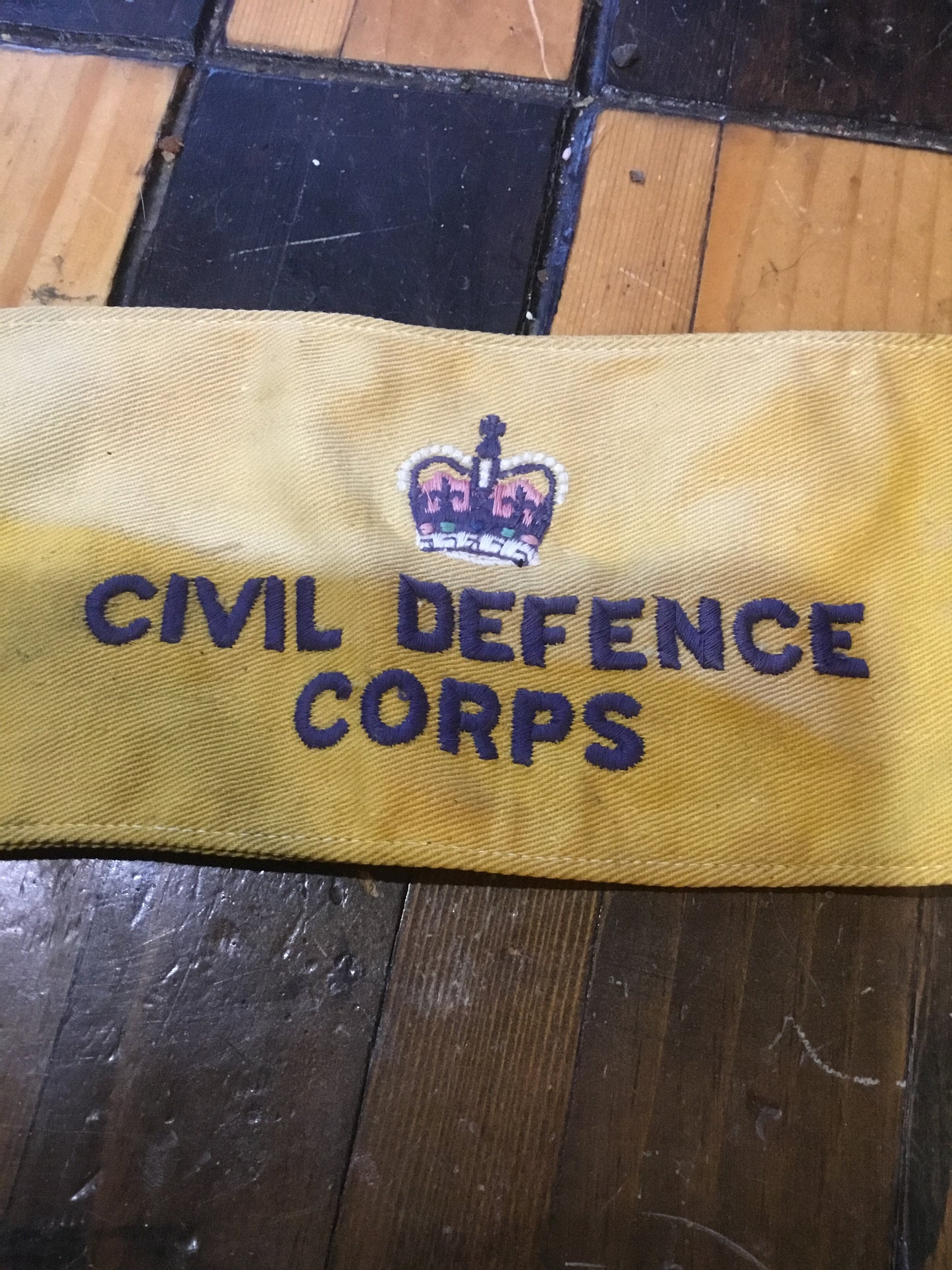 British Civil Defence Corps Arm Band , Queens Crown