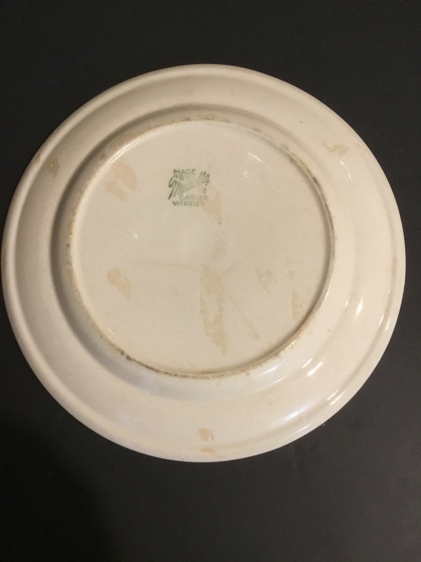 Medalta Potteries RCAF Insignia Vitrified medium plate - 1952 Scarce Vtg.