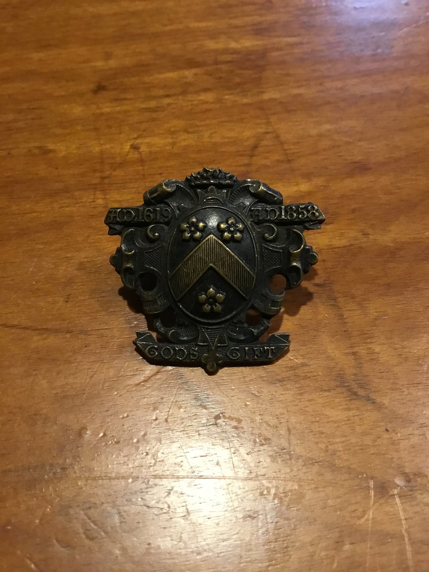 British Dulwich College Officer Training Corp ( London Collar Badge