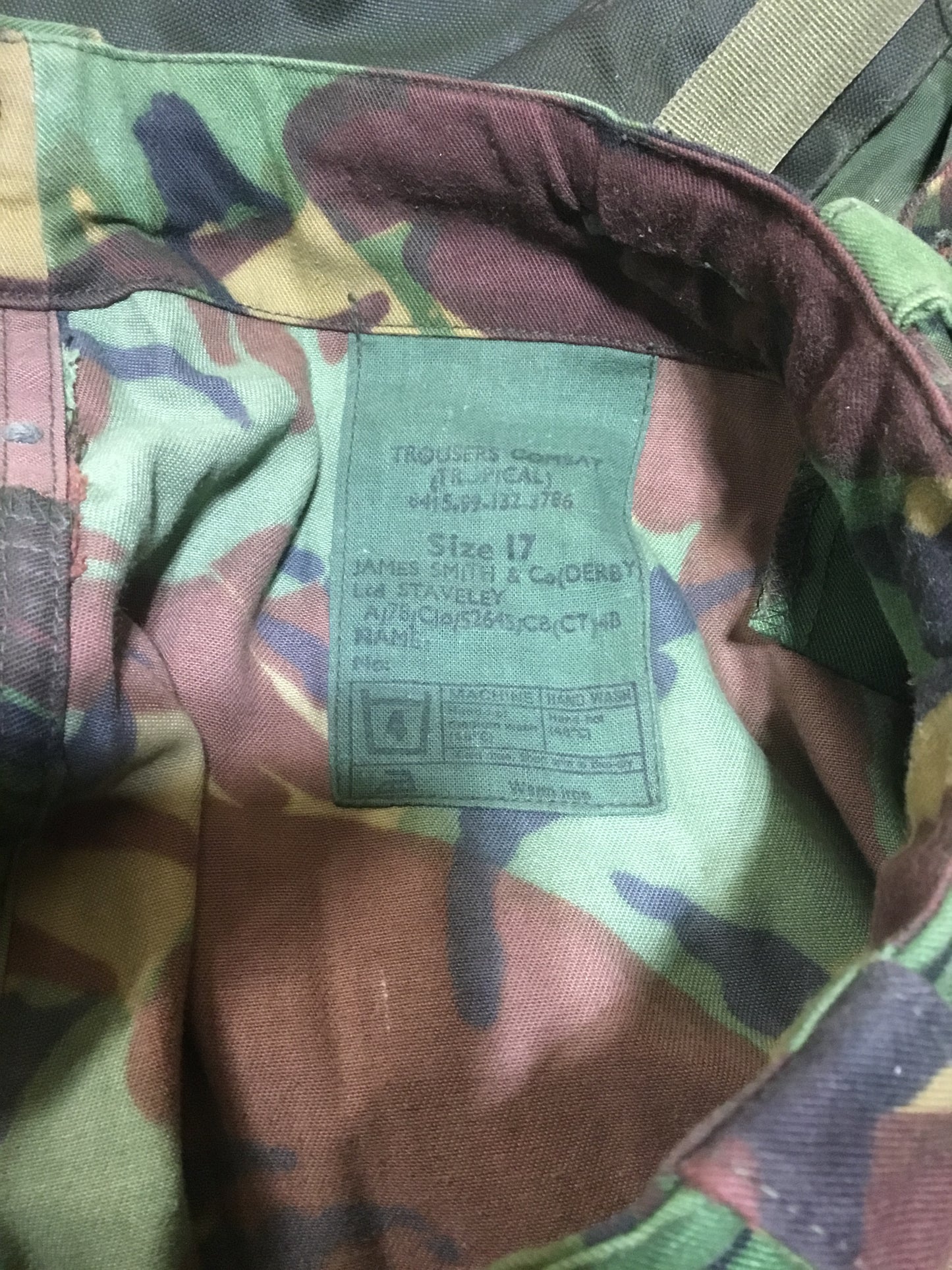 Vintage British Pattern DPM Pattern Pants , Small