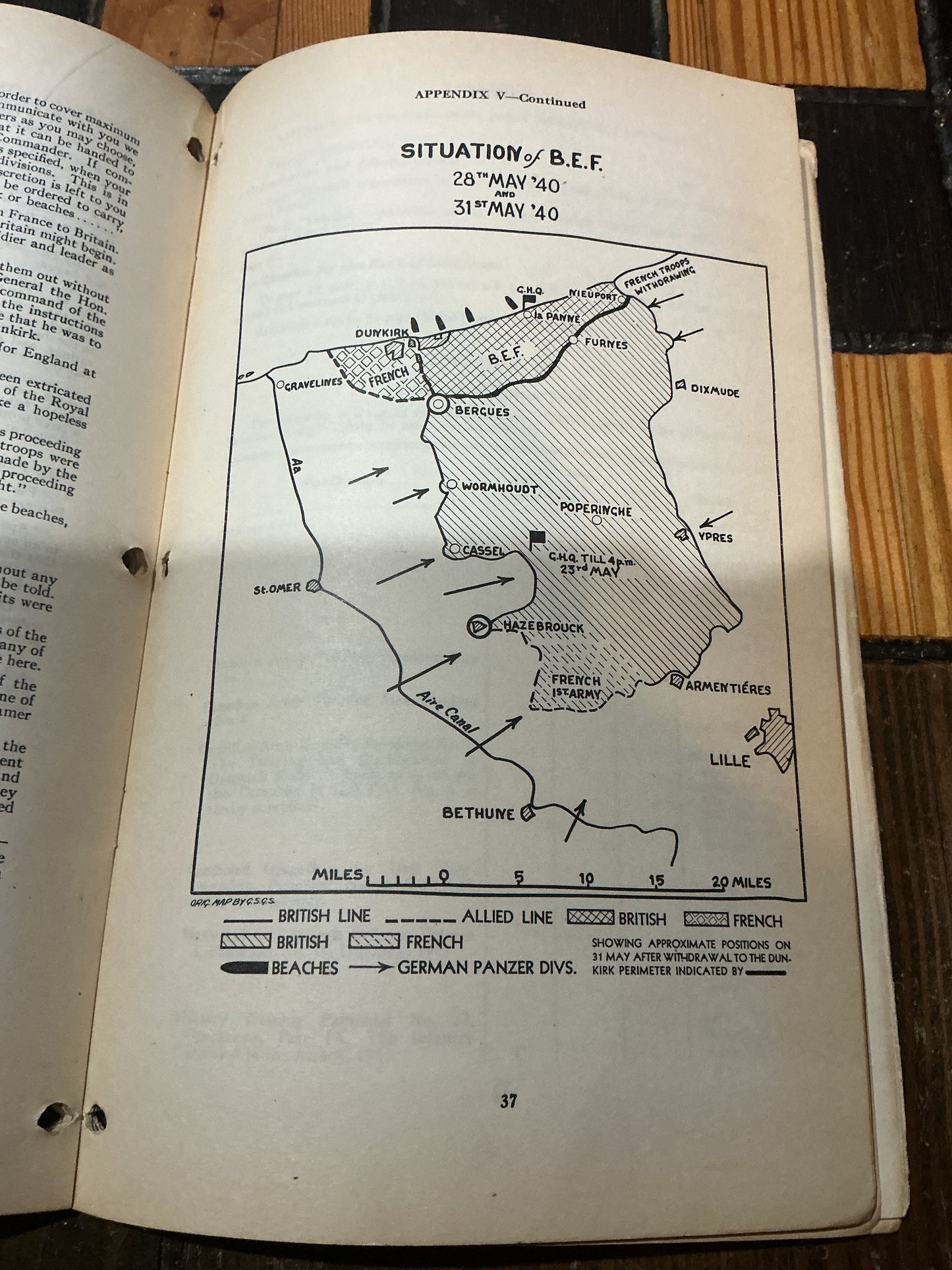 Canadian Army Training Memorandum No 9 1941 Booklet , has several fold outs