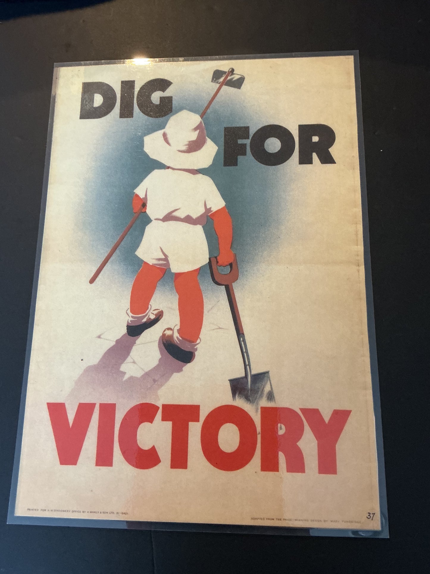 WW11 Reproduction Laminated Poster 15 x 10 1/2 inches, ( Dig For Victory )