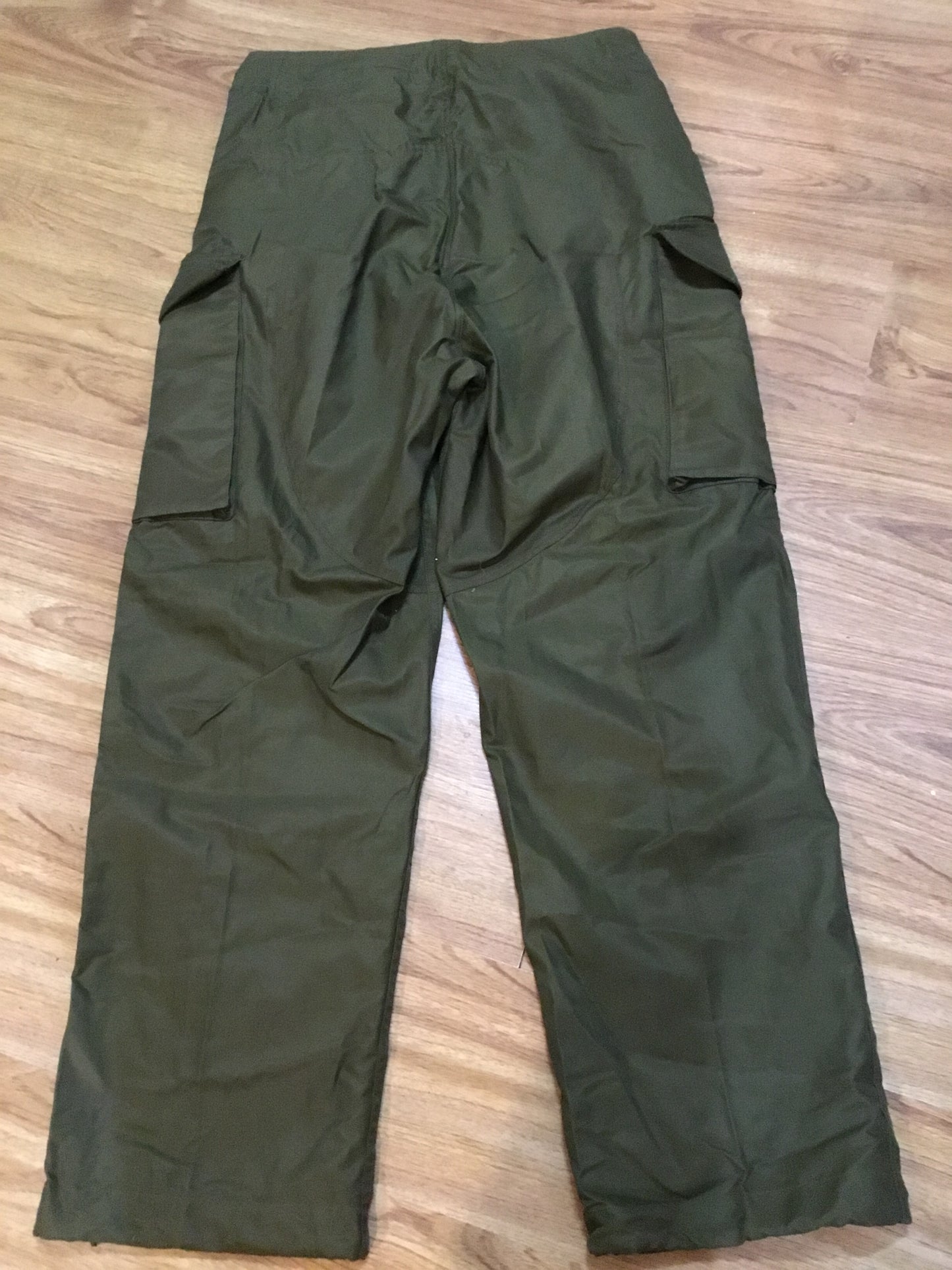 Canadian Military Wind Pants ( Small Tall)