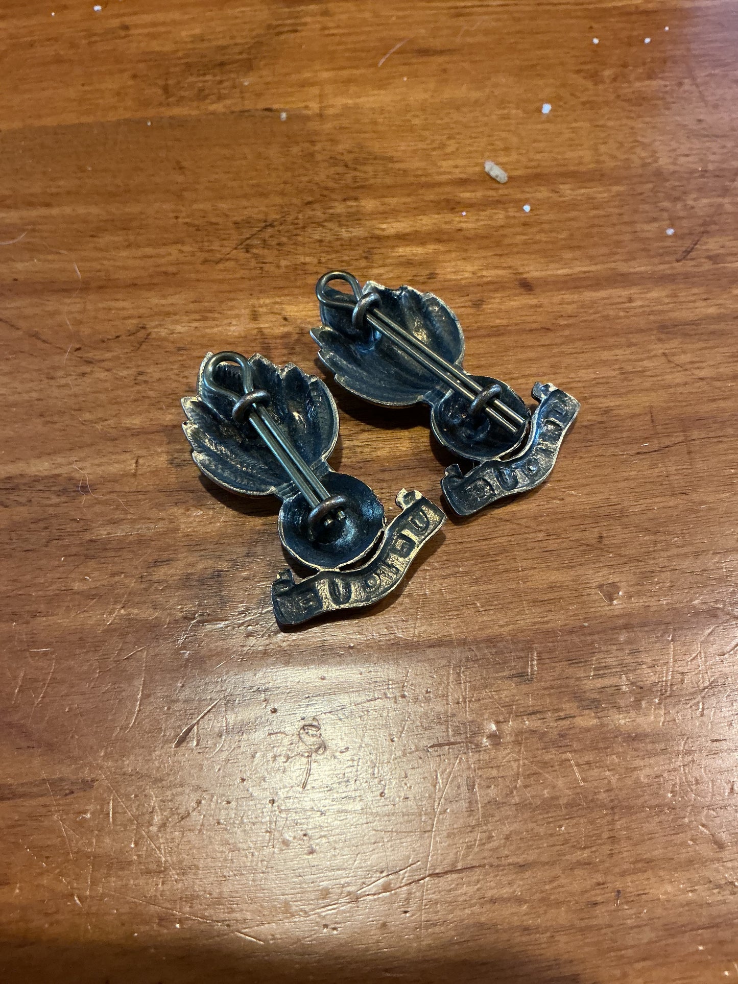 Royal Artillery Original Matching Bronze Collar Badges