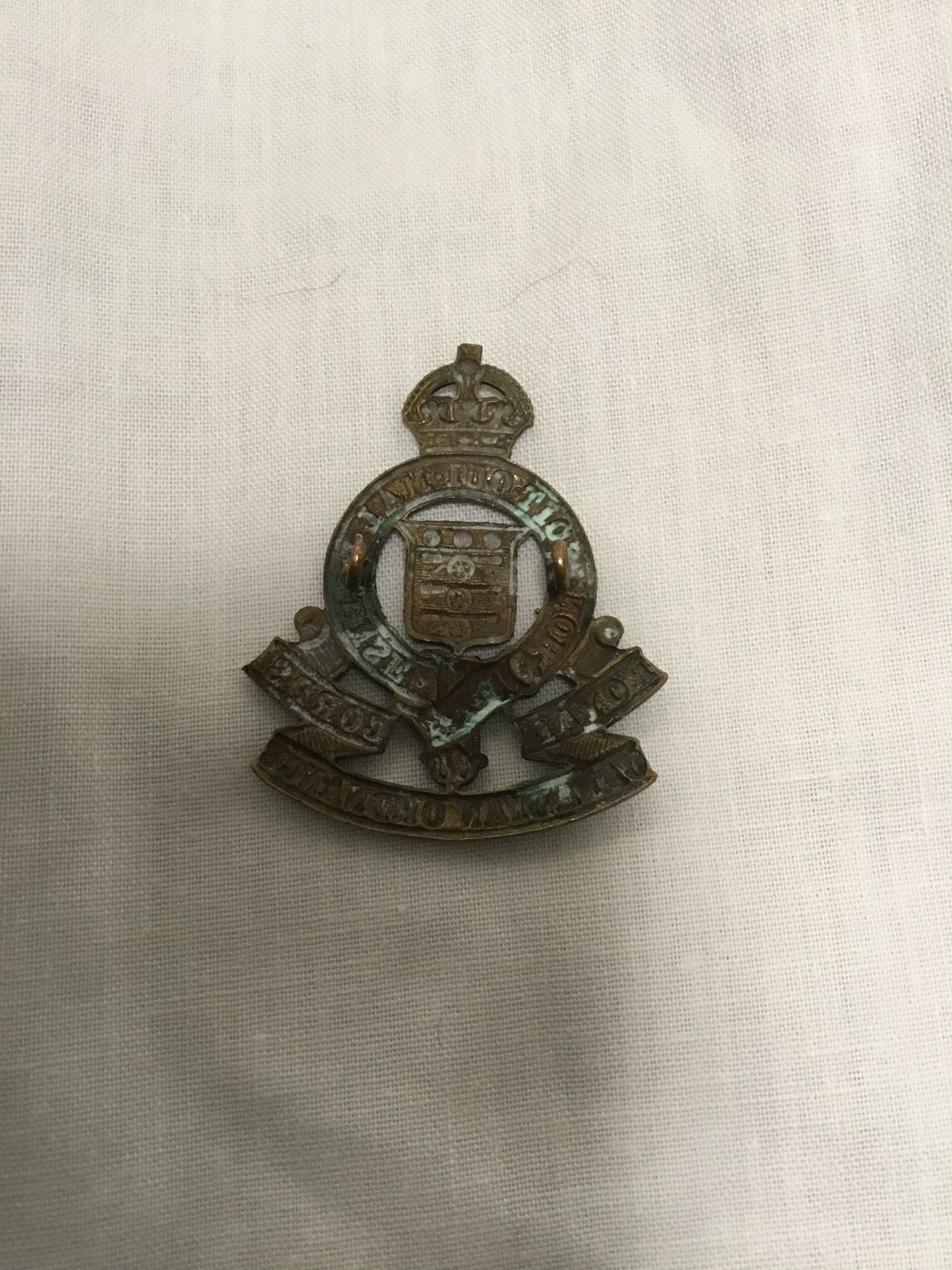 WW11 Royal Canadian ordinance corps badge, kings crown