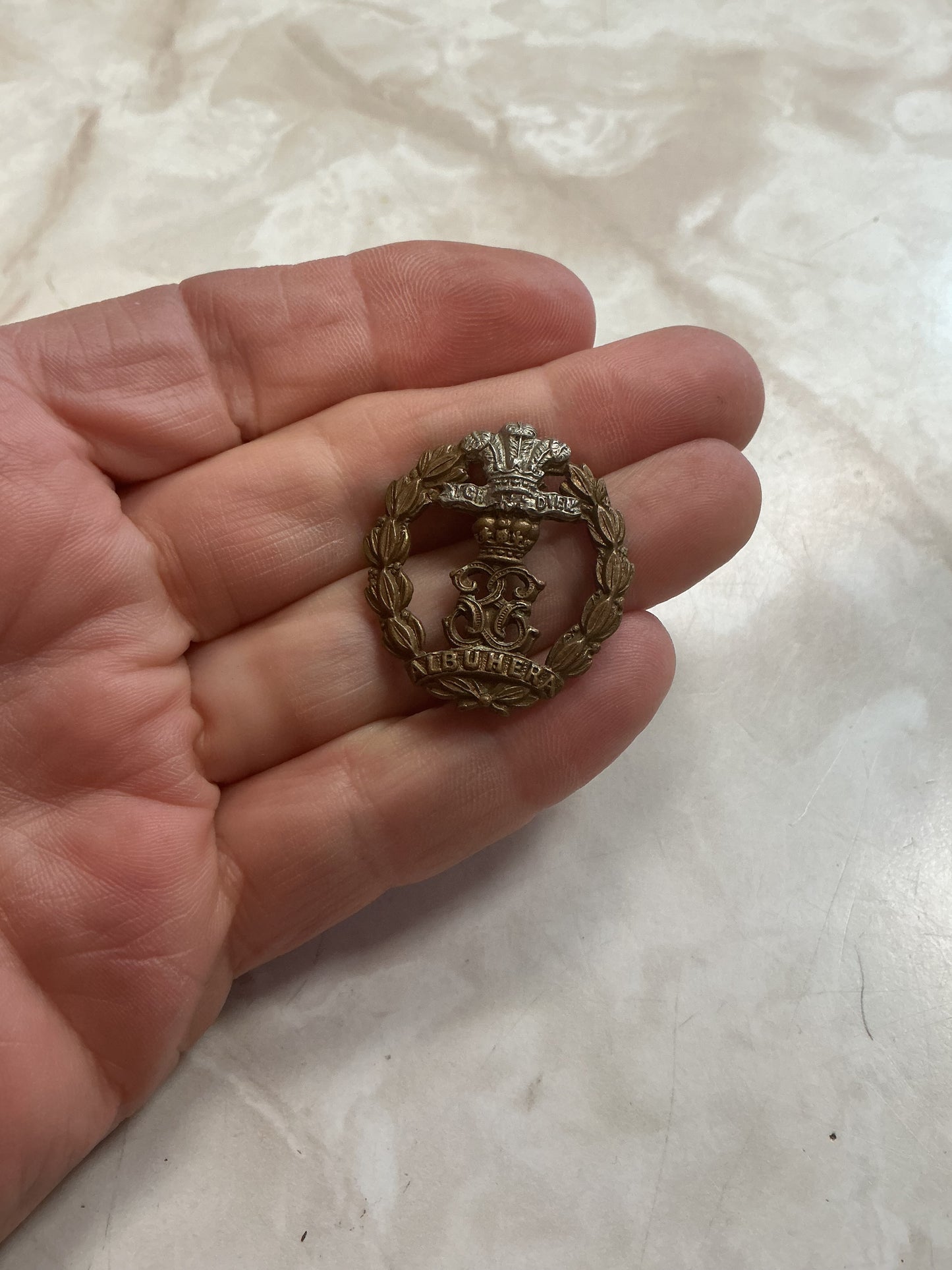 War Time British Middlesex Regiment Collar Badge