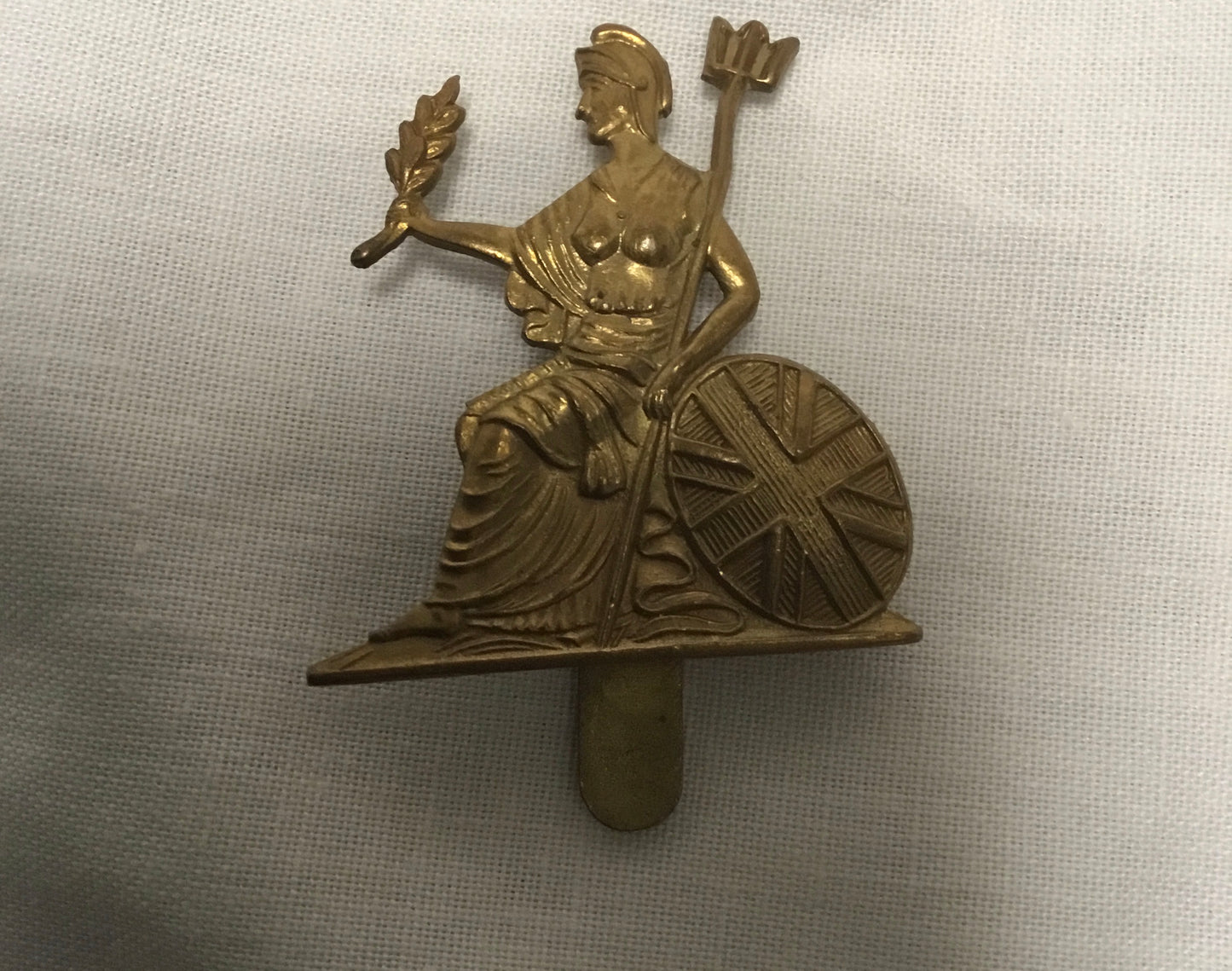 British Army Badge: The Norfolk Regiment cap badge 1935 - brass