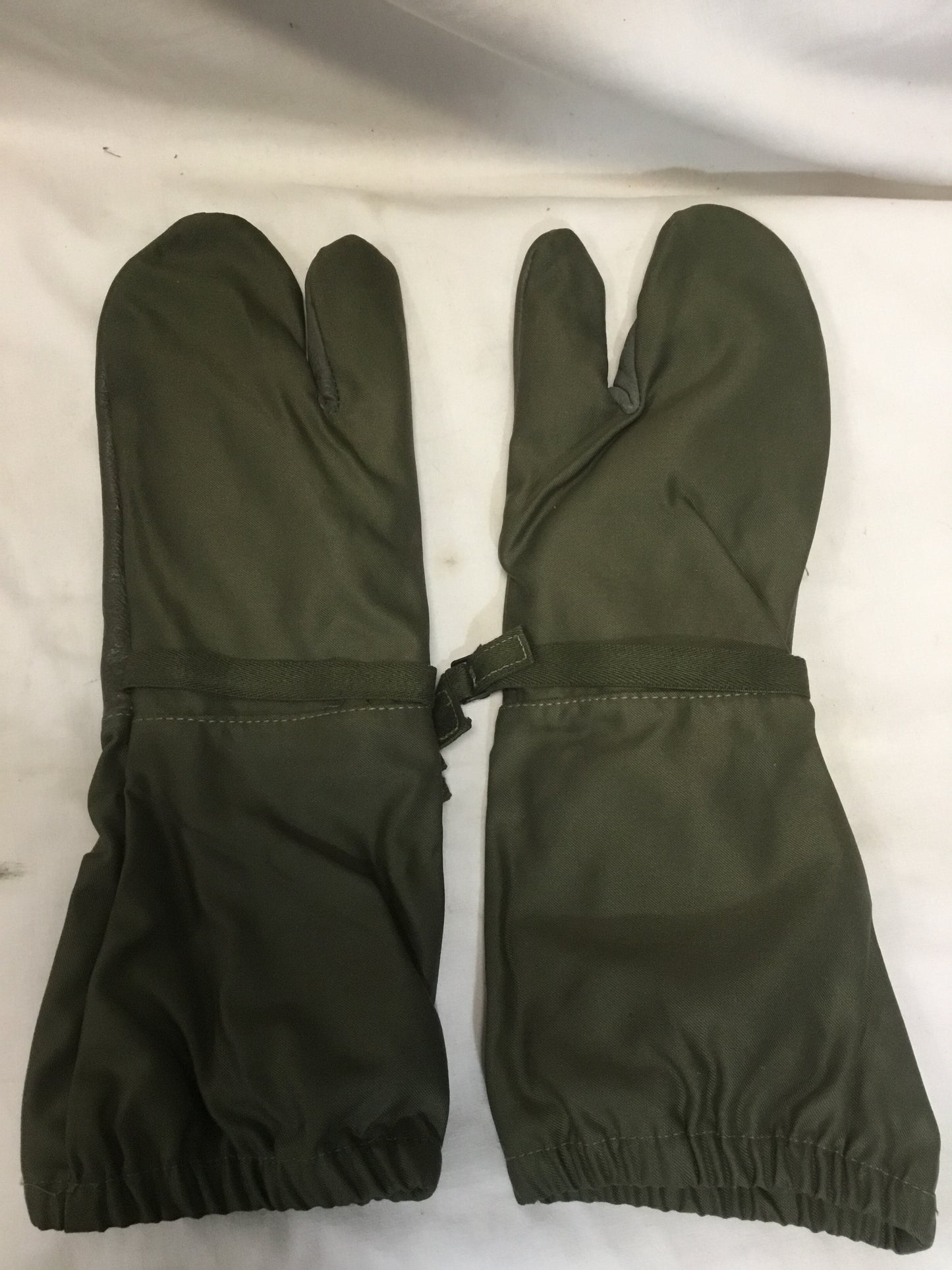 New Dutch Military Trigger Mitts (MEDIUM ONLY)