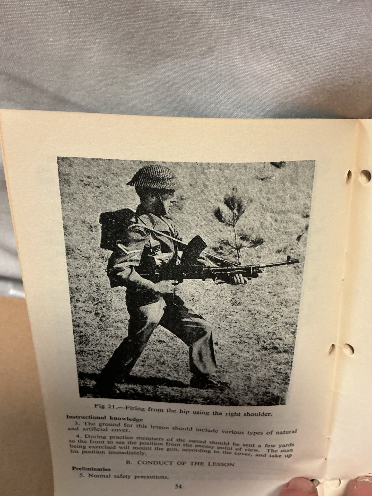 Canadian Army Infantry Training Light Machine Gun 1948