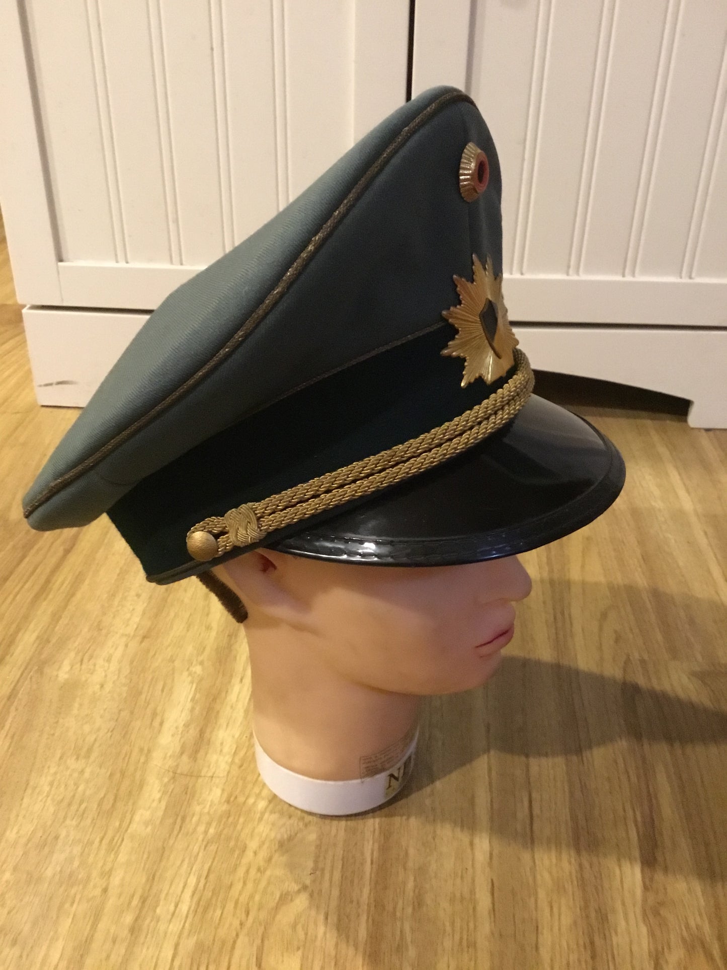 BADEN WÜRTTEMBERG POLICE CAP BADGE And Cap