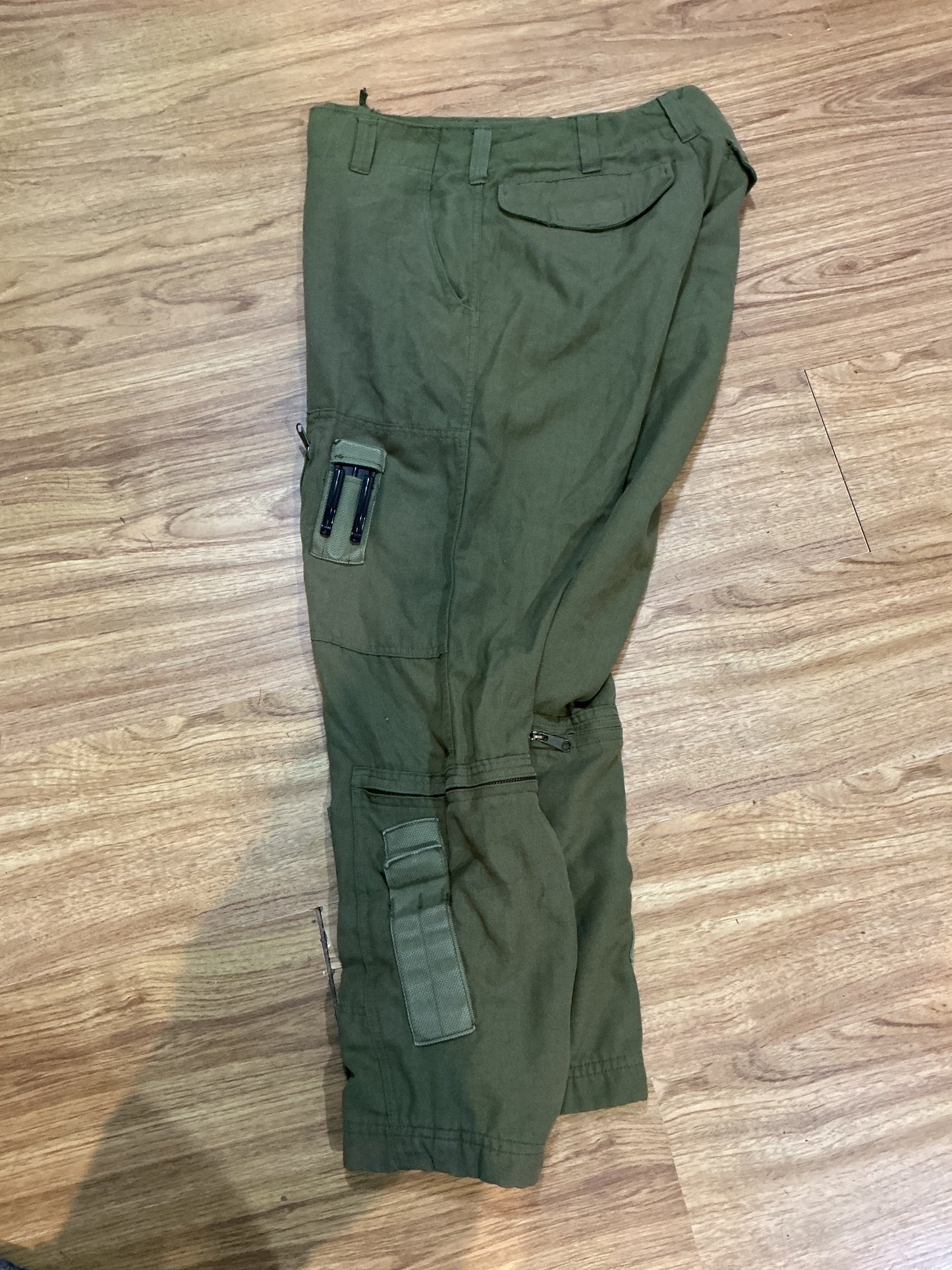 Canadian forces Helicopter Crew Pants, Military Size is 70/36 or waist 36 inches