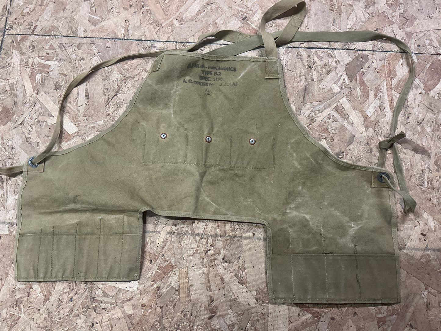 WW11 U.S. Army Air Forces Type B-2 Khaki Mechanics Apron