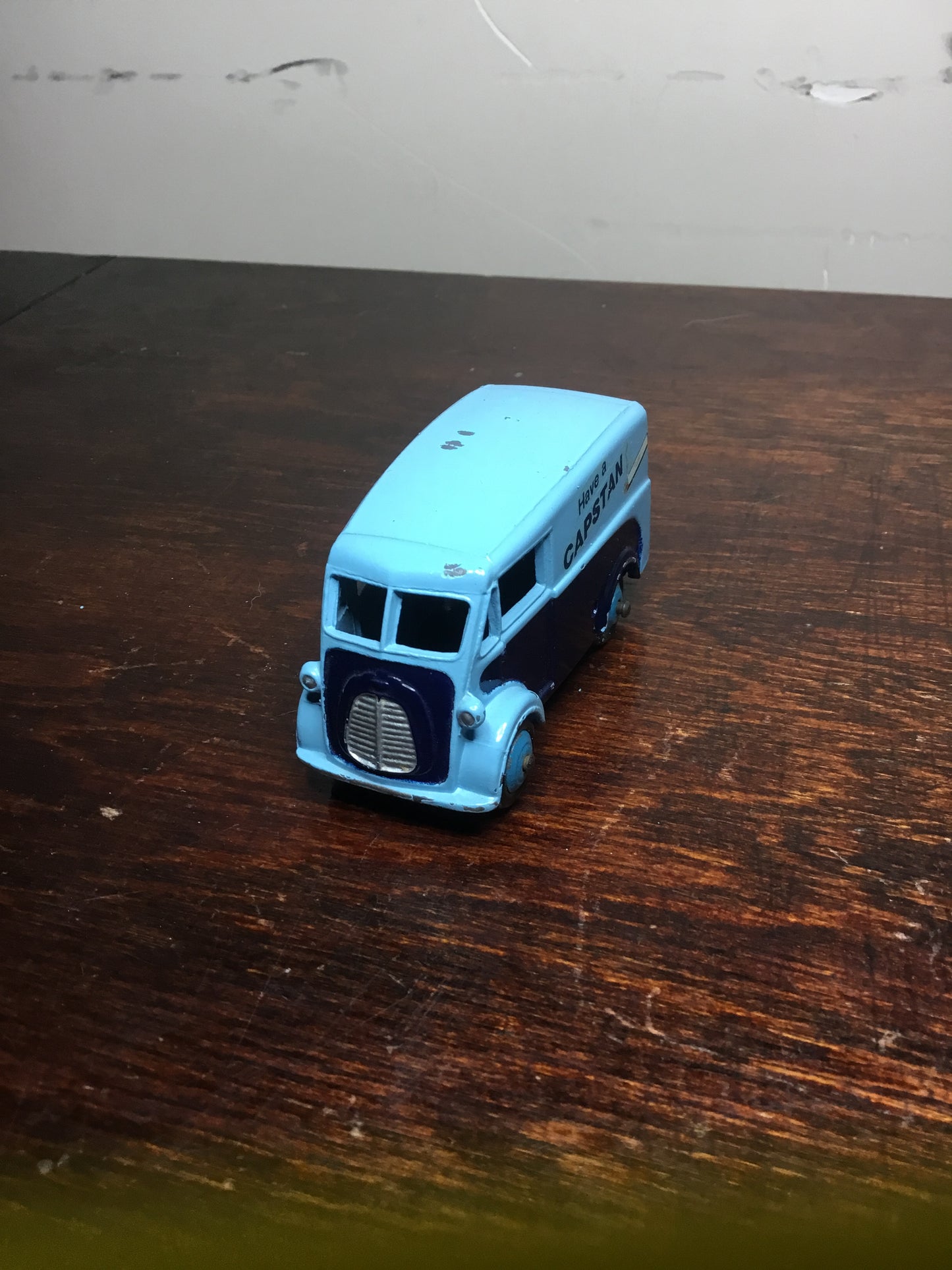 Dinky Capstan Cigarettes Morris 10 CWT VAN England