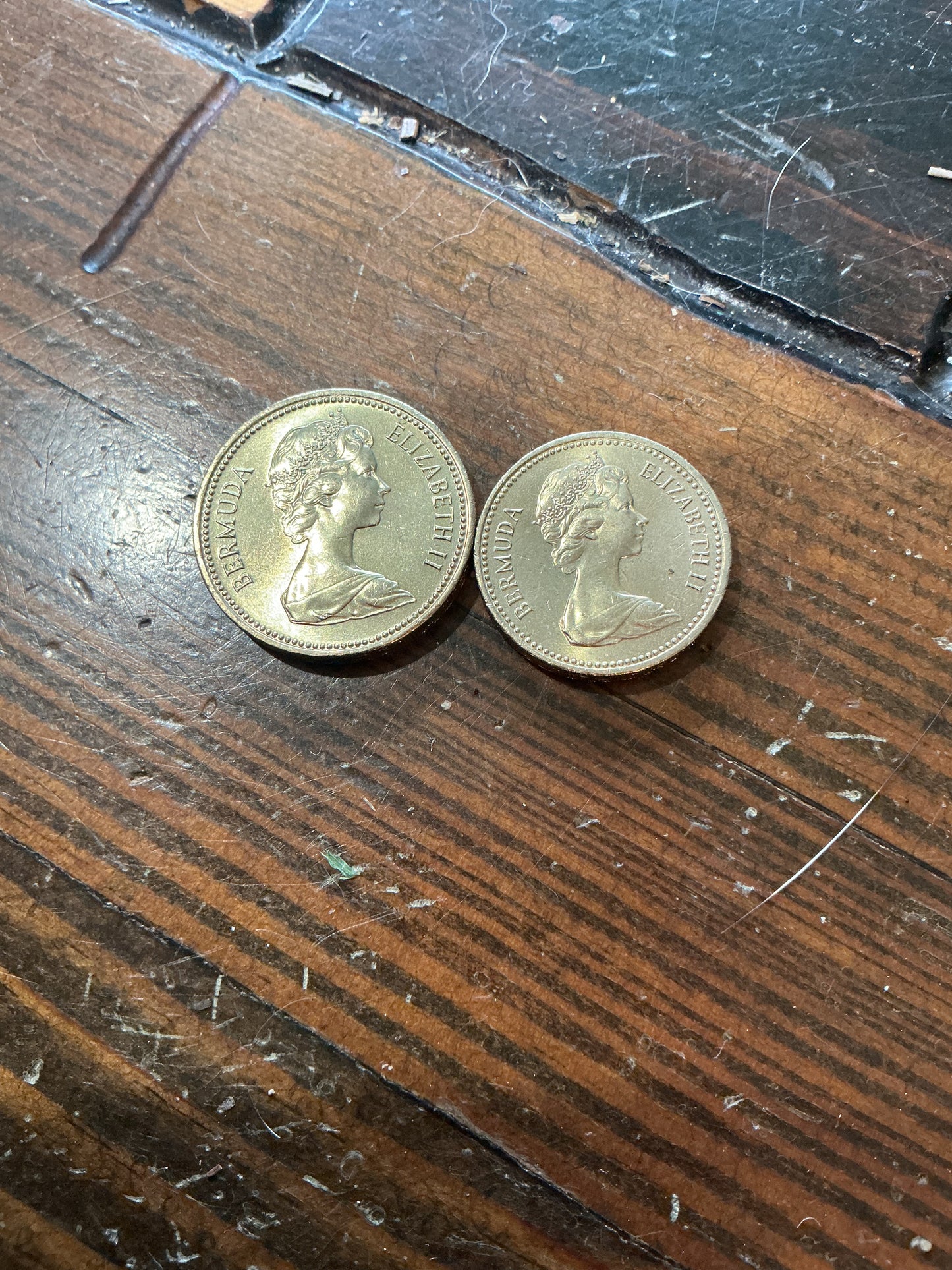 1983 Bermuda 1 dollar and 5 dollar Coin