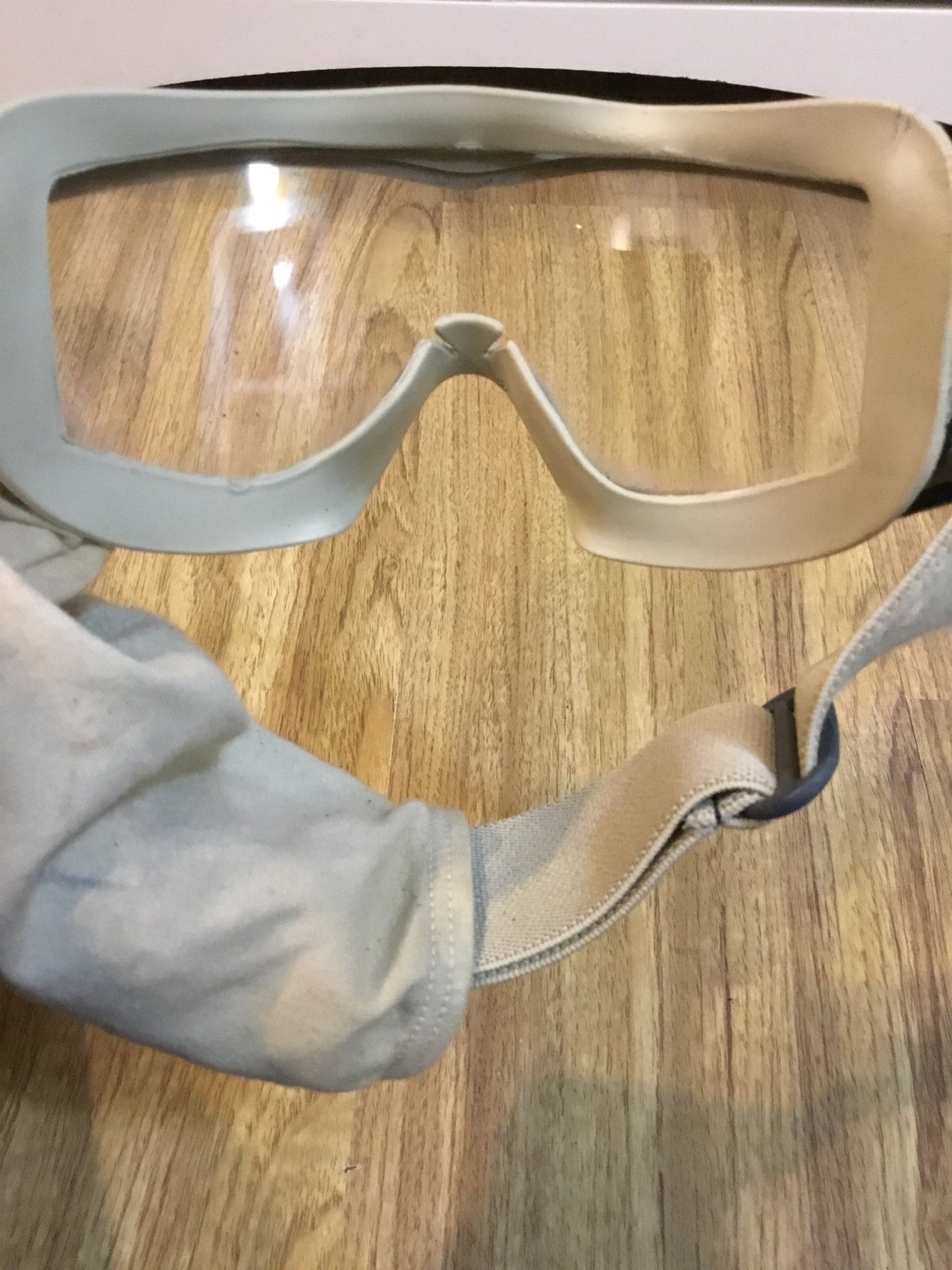 CANADIAN FORCES ARMY ESS BALLISTIC GOGGLES WITH CLEAR LENS
