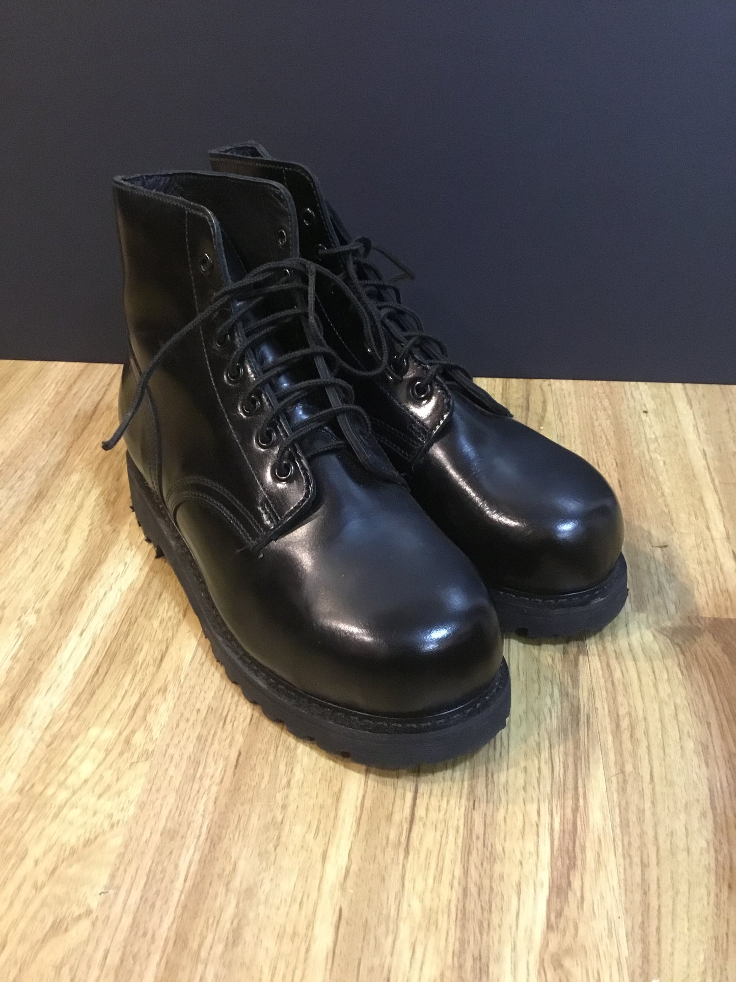 Canadian Forces Steel Toe Ankle Boots Size 9