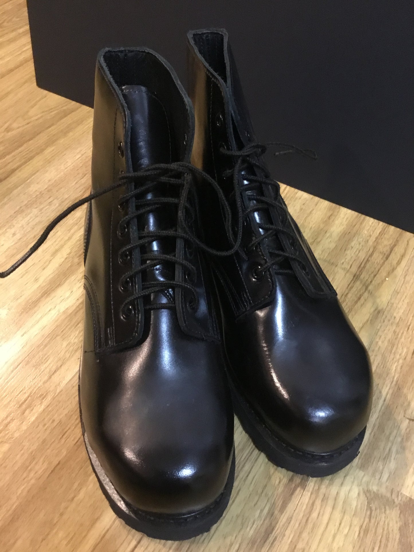 Canadian Forces Steel Toe Ankle Boots Size 9