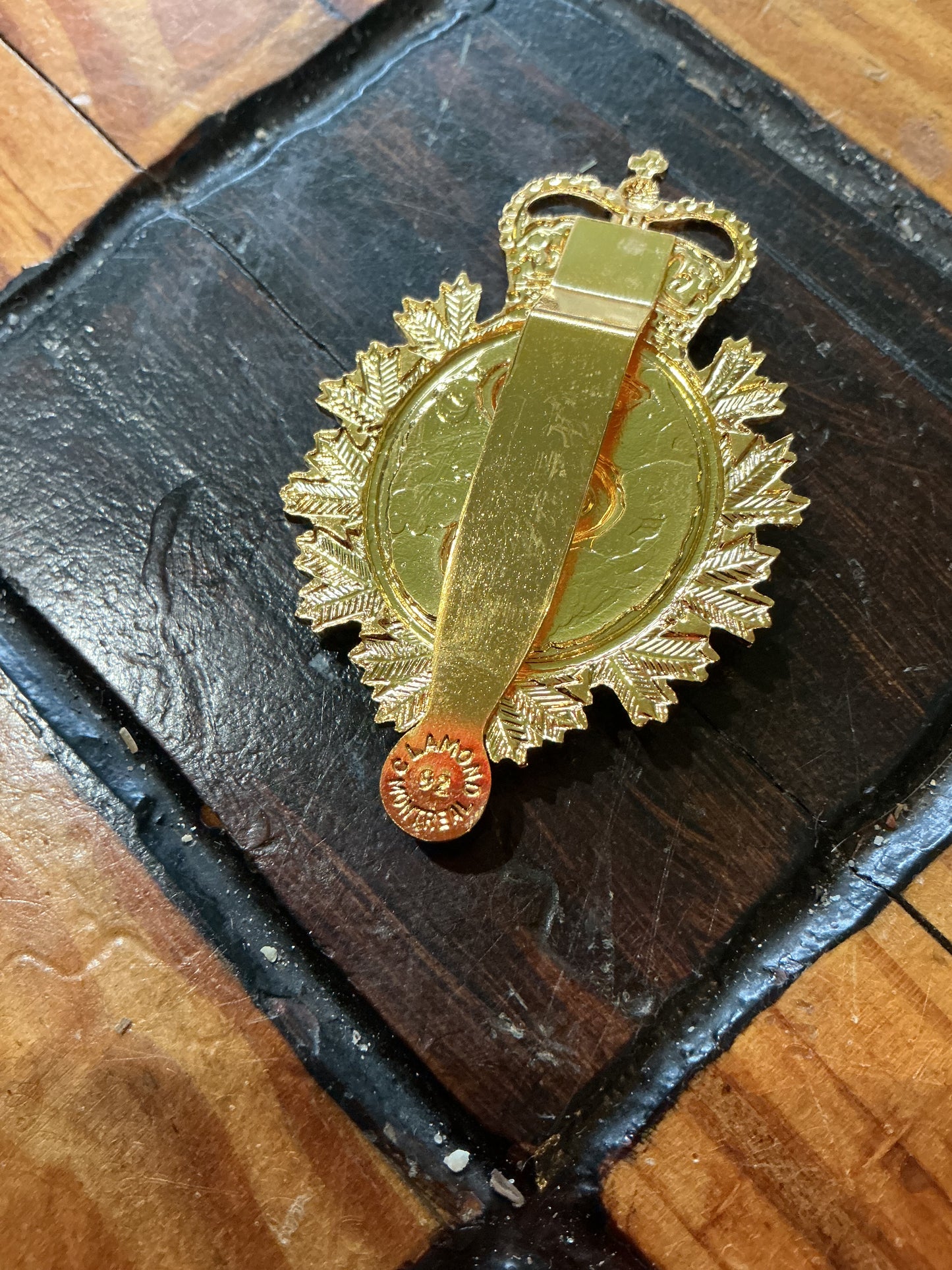 Royal Canadian Medical Corp Hat Badge Queens Crown
