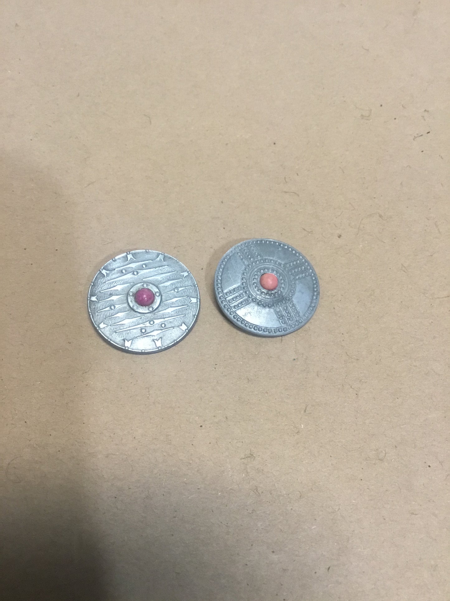 2 WW2 German WHW Germanic Shield Series Tinnies