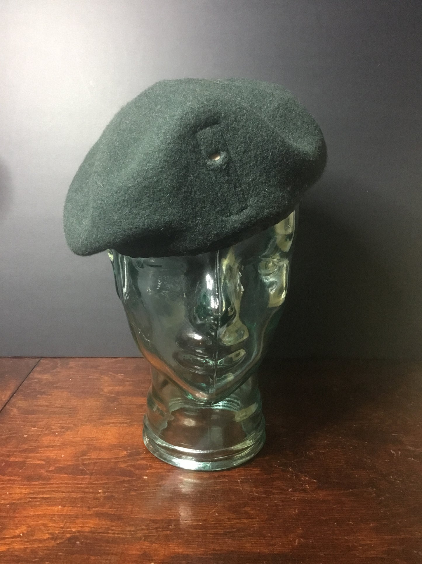 Canadian Army Green Beret Size 7 1/8 100% wool .adjustable in the back
