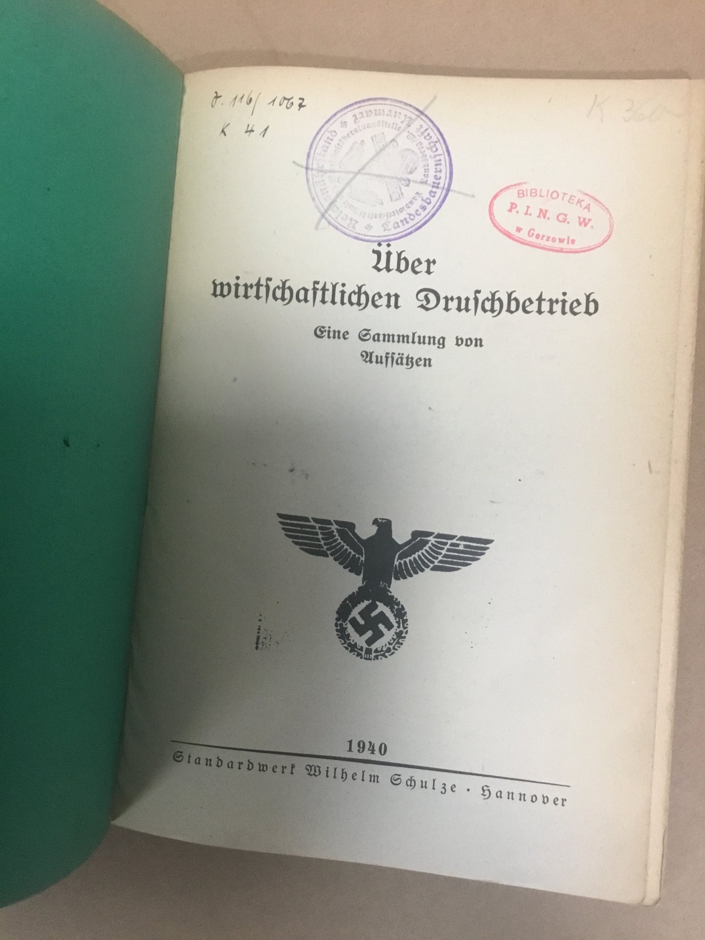 1940 German Farming Booklet , techniques on using Equipment .