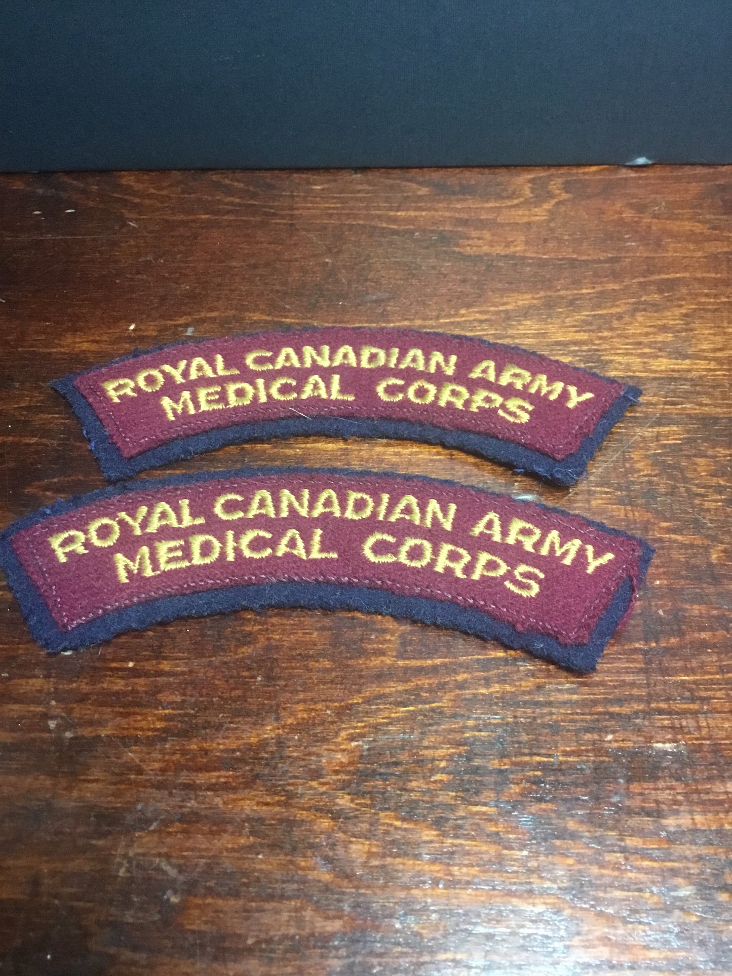 Pair Royal Canadian Army Medical Corps shoulders Flashes .