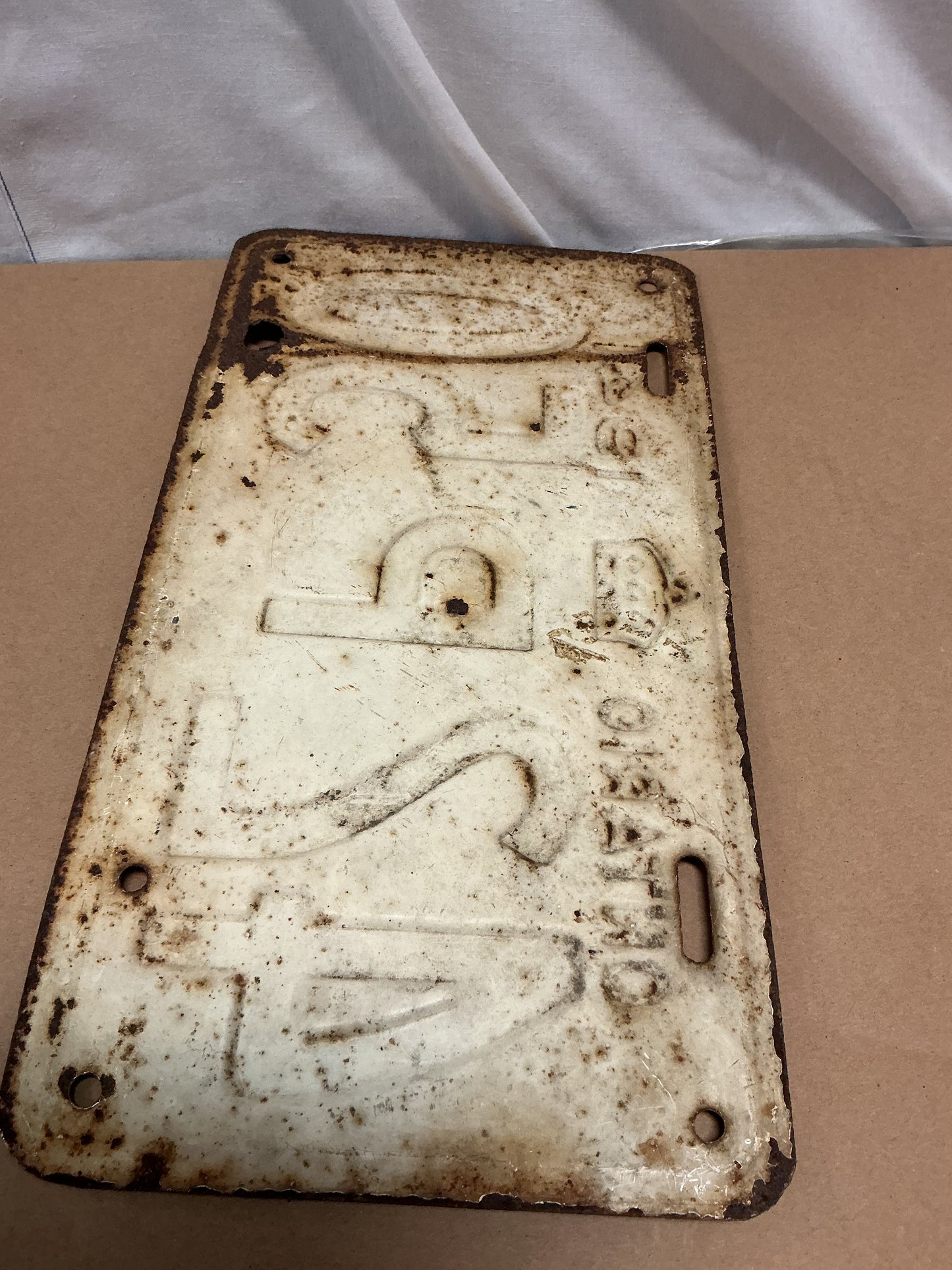 Vintage 1941 ONTARIO LICENSE PLATE- 42 P 50