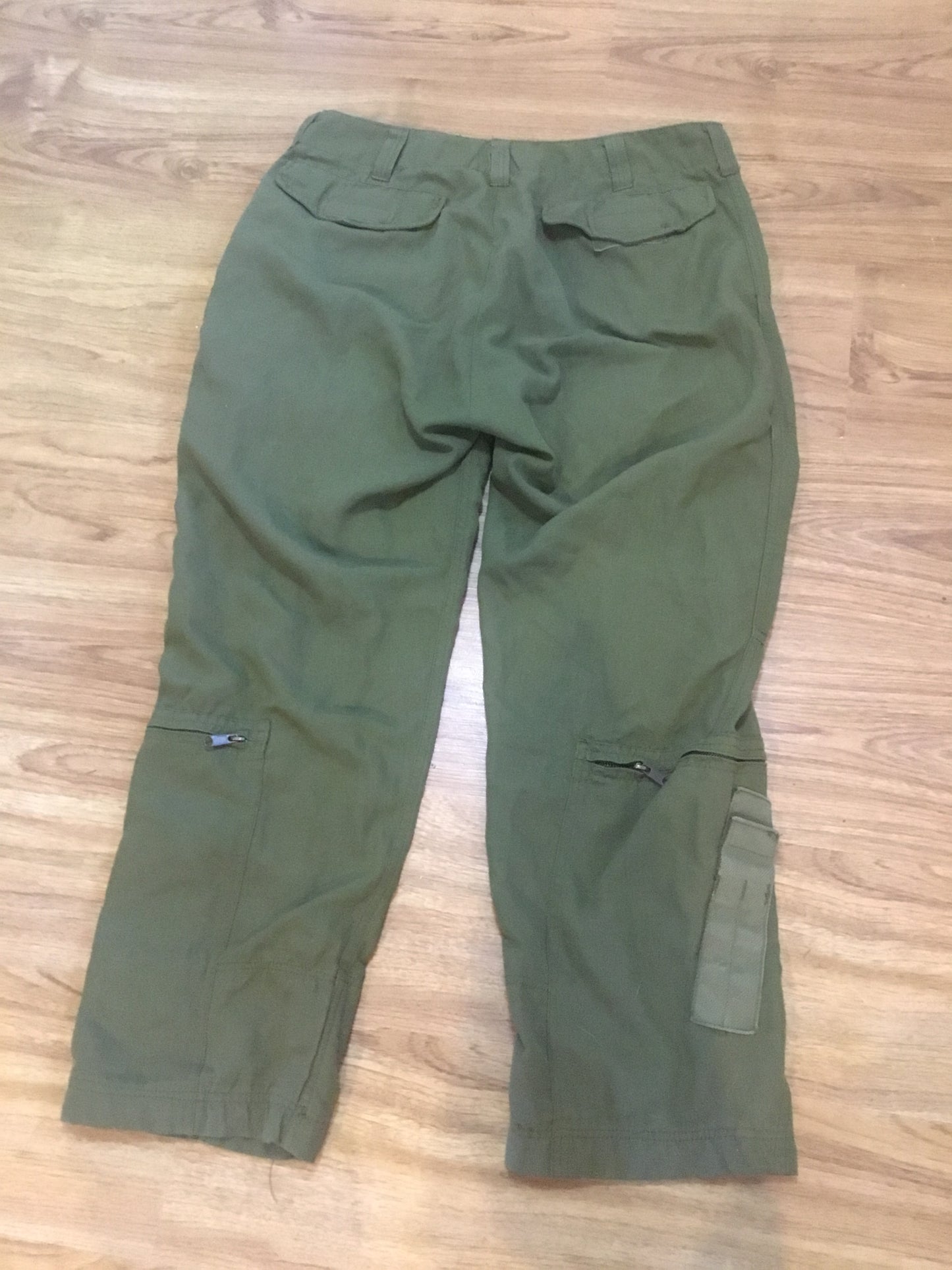 Canadian forces Helicopter Crew Pants, Military Size is ;70/38 or waist 38 inches