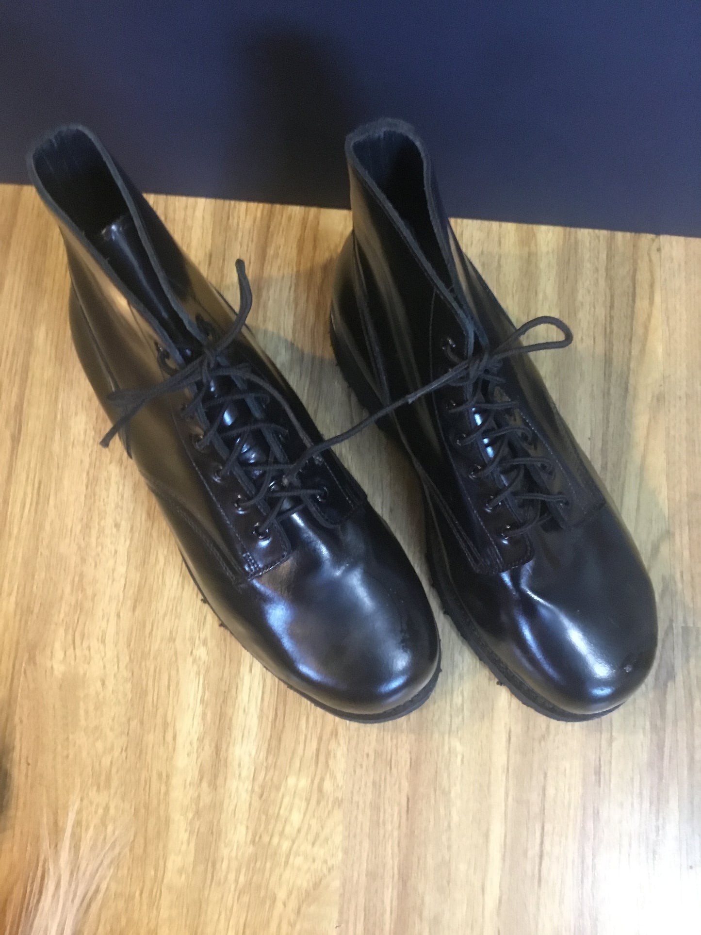 No 1 Canadian Forces Steel Toe Ankle/ Dress Boots ;Size 10