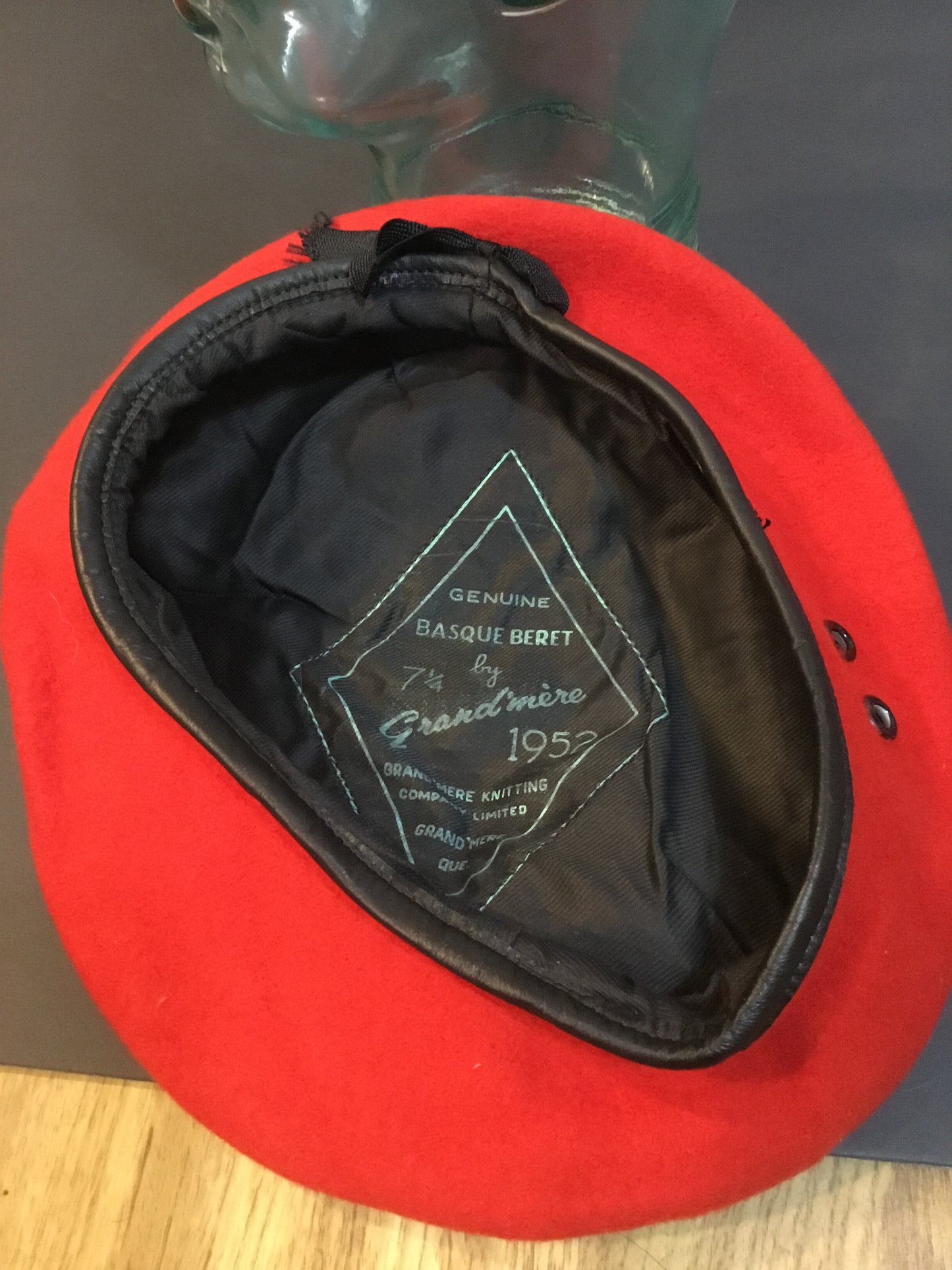 NOS Canadian Military Red beret , Dated 1952