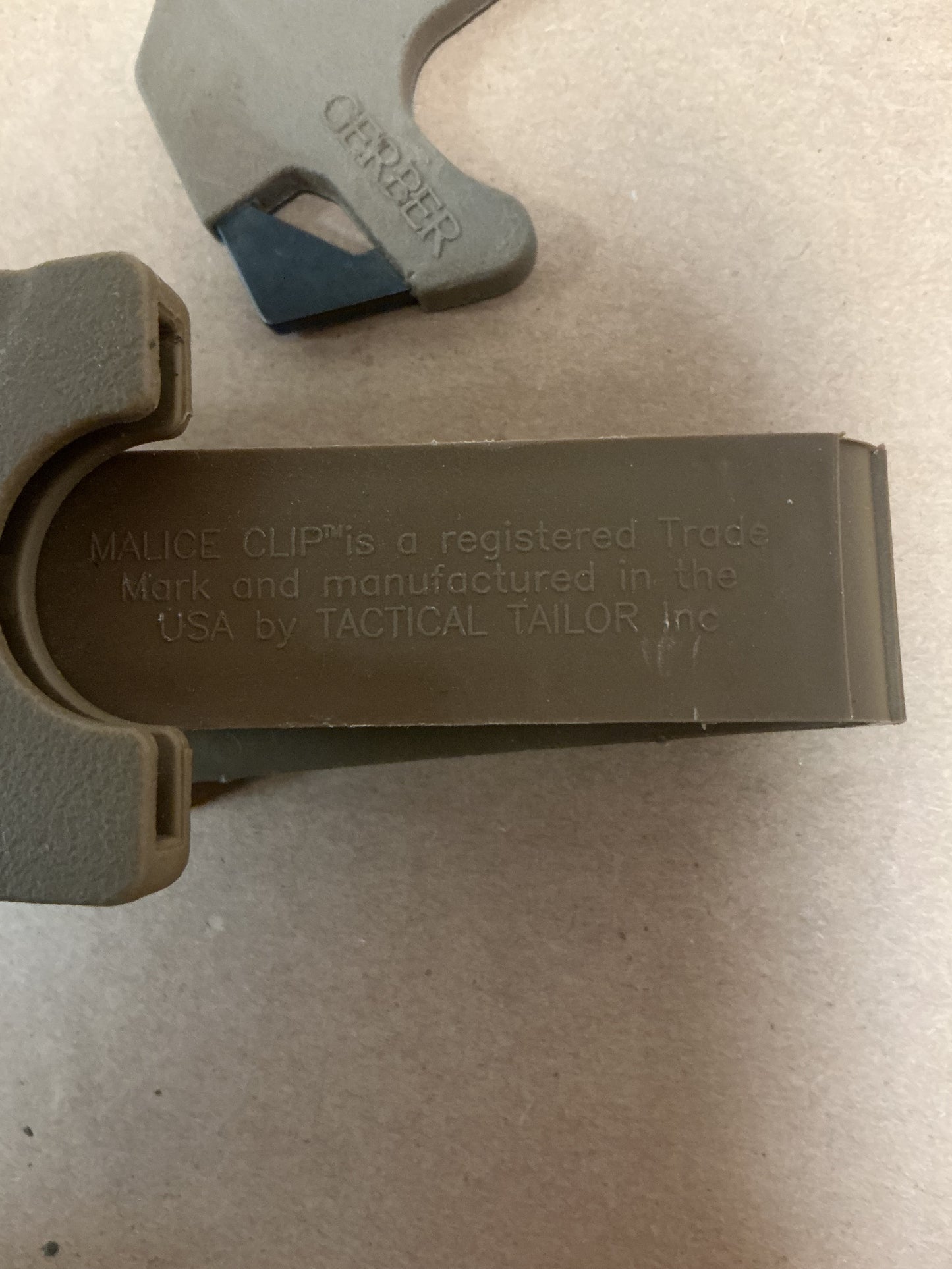 Gerber Strap Cutting Tool with Glass Break