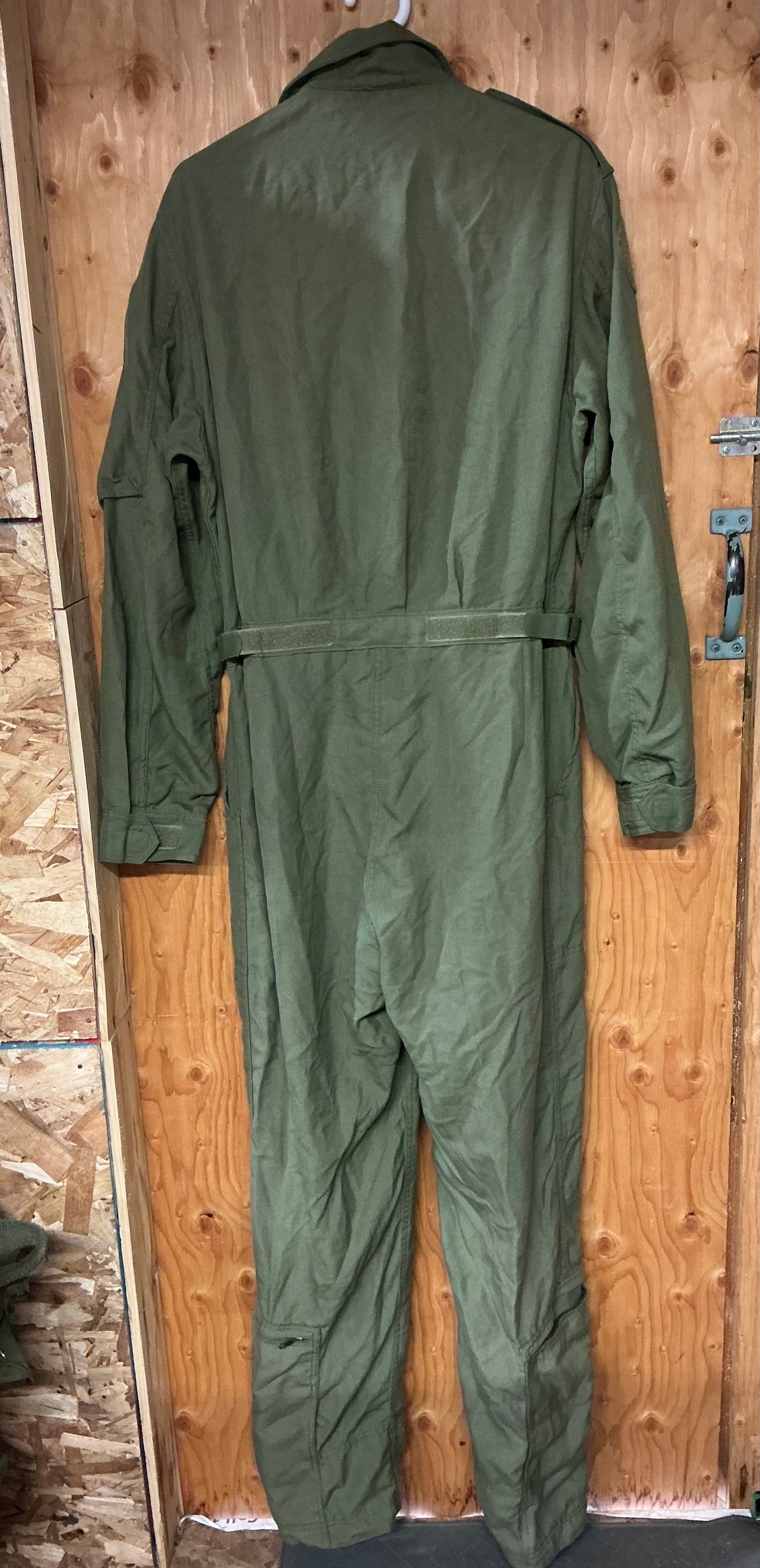 Canadian Forces Flight Suit 76/42 or Medium Tall
