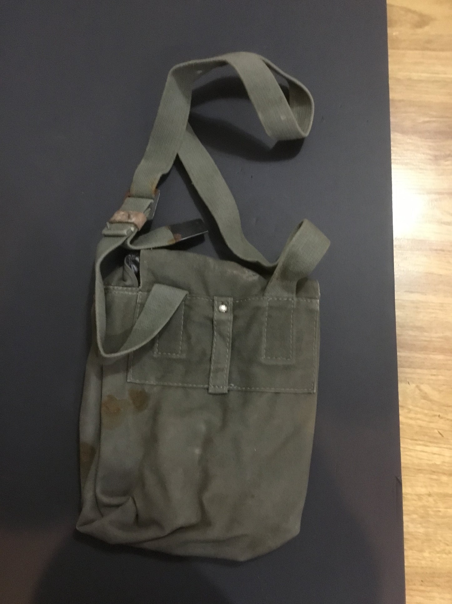 YUGOSLAVIAN 4-POCKET MAG POUCH With Shoulder Strap