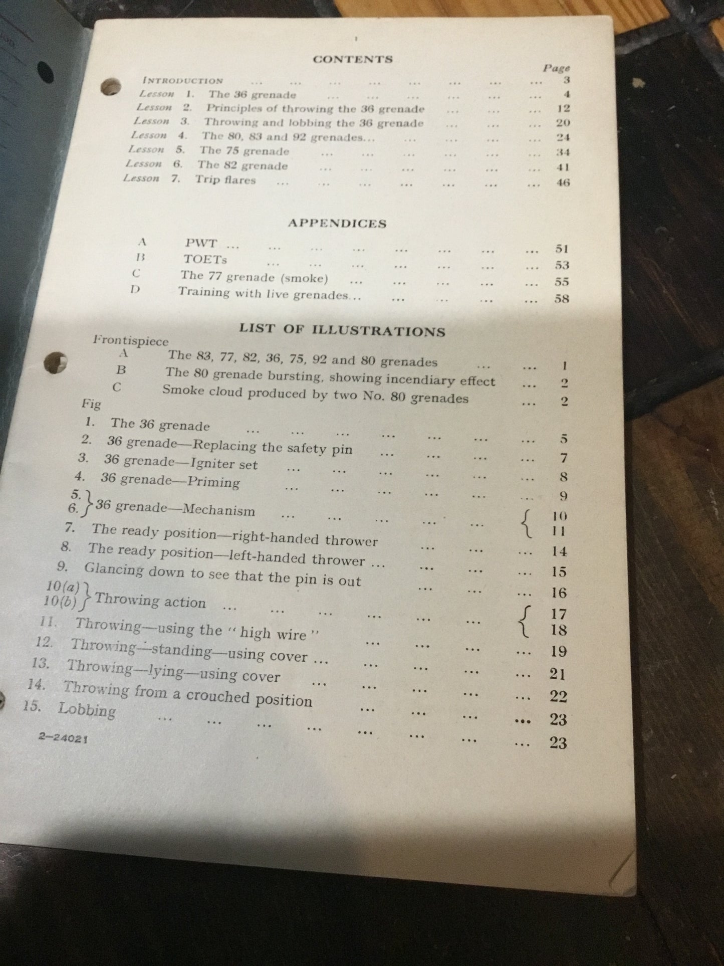 Booklet, British Army, Infantry Training, Volume 1: Infantry Platoon Weapons Pamphlet No.7: Grenades (All Arms), 1951 (copy 2