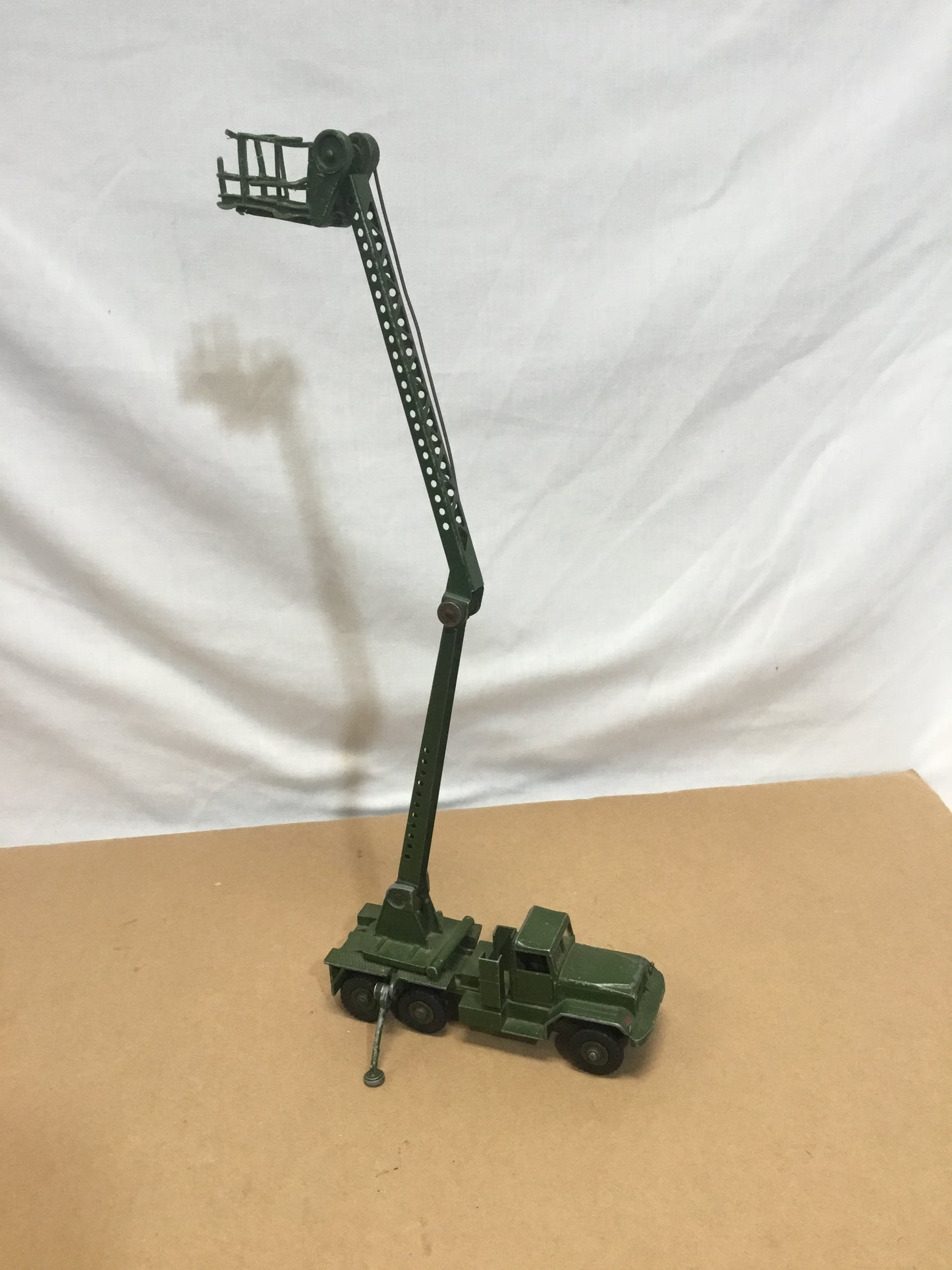 Super dinky service platform, linesman truck