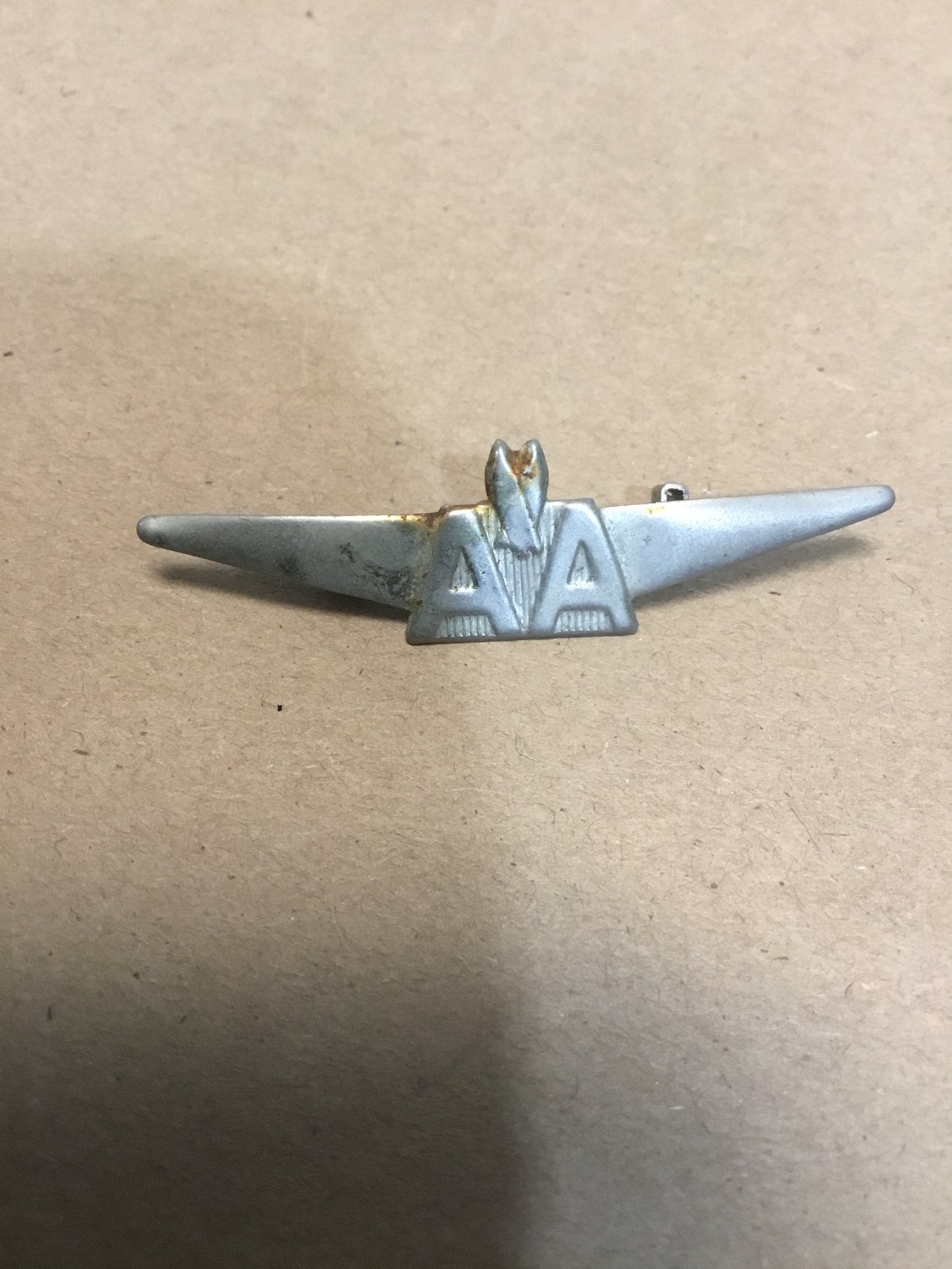 American Airlines AA Junior Pilot Stewardess Flight Attendant Metal Wings Pin
