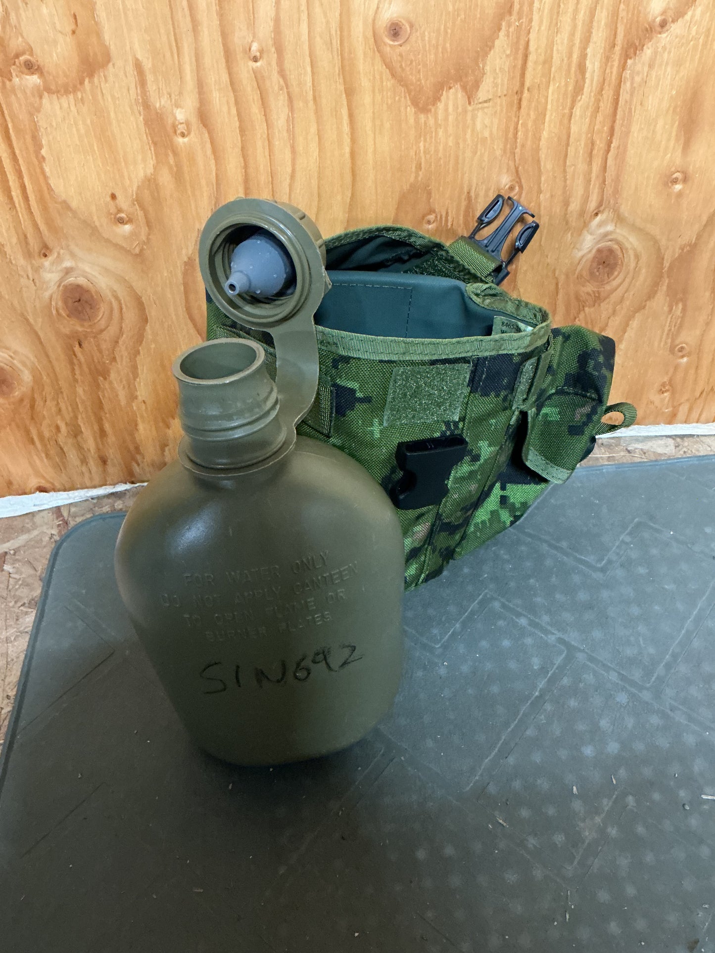 Canadian Forces CADPAT Canteen Cover and Canteen