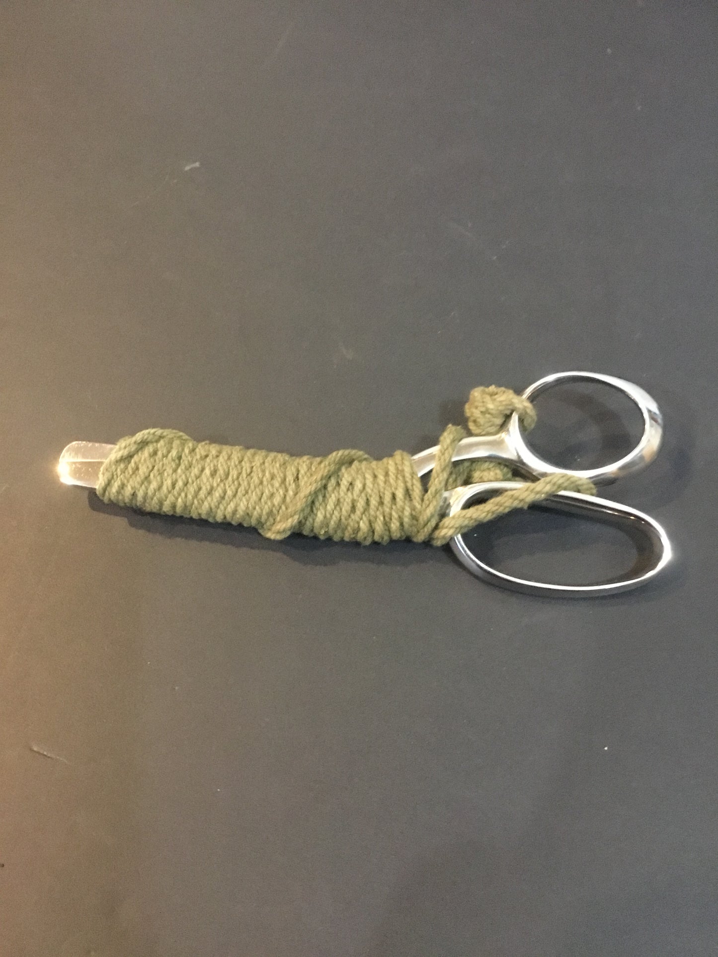 Canadian Military Medical Scissors with Lanyard