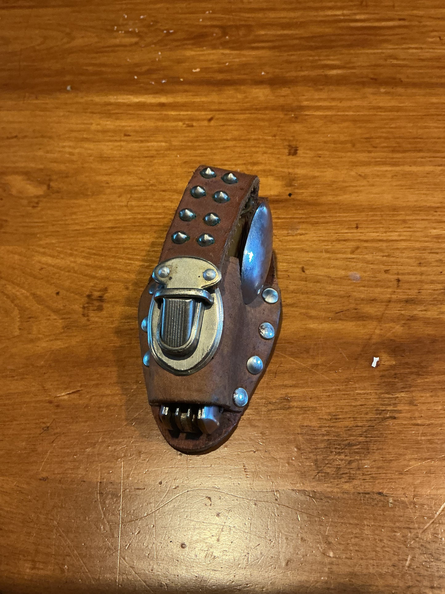 Vintage Japan made Camping Knife , small size stamped stainless Japan comes with leather case , 1960s -70’s
