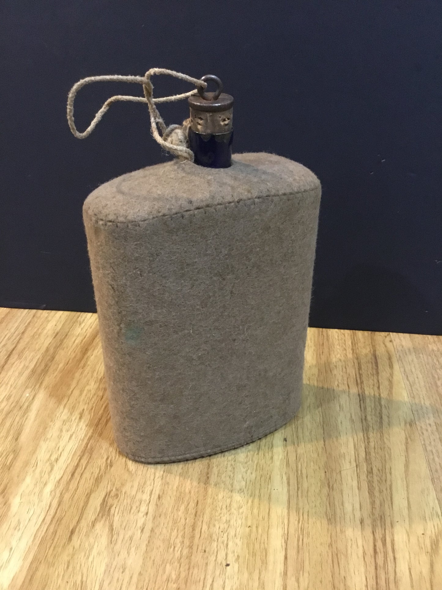 WW11 37 Pattern Canadian/British Enamelled Canteen