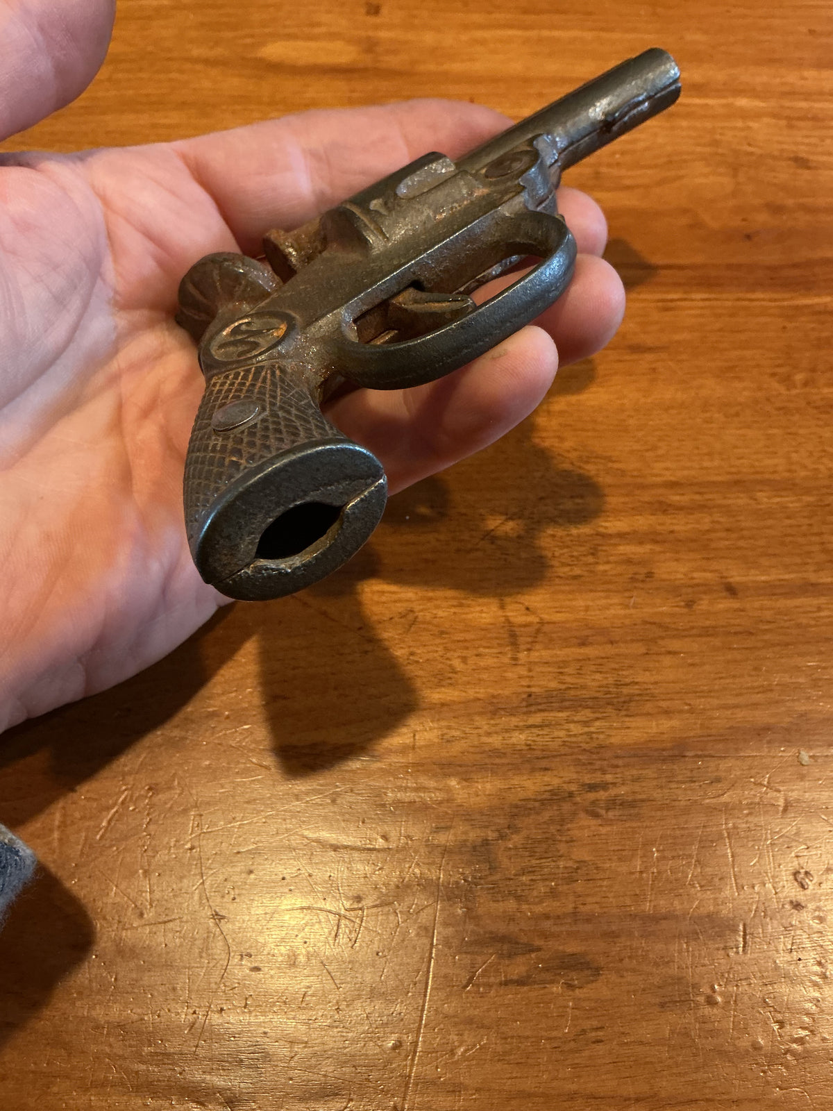 ANTIQUE NICHOLS CAST IRON CAP GUN 1925-1930s