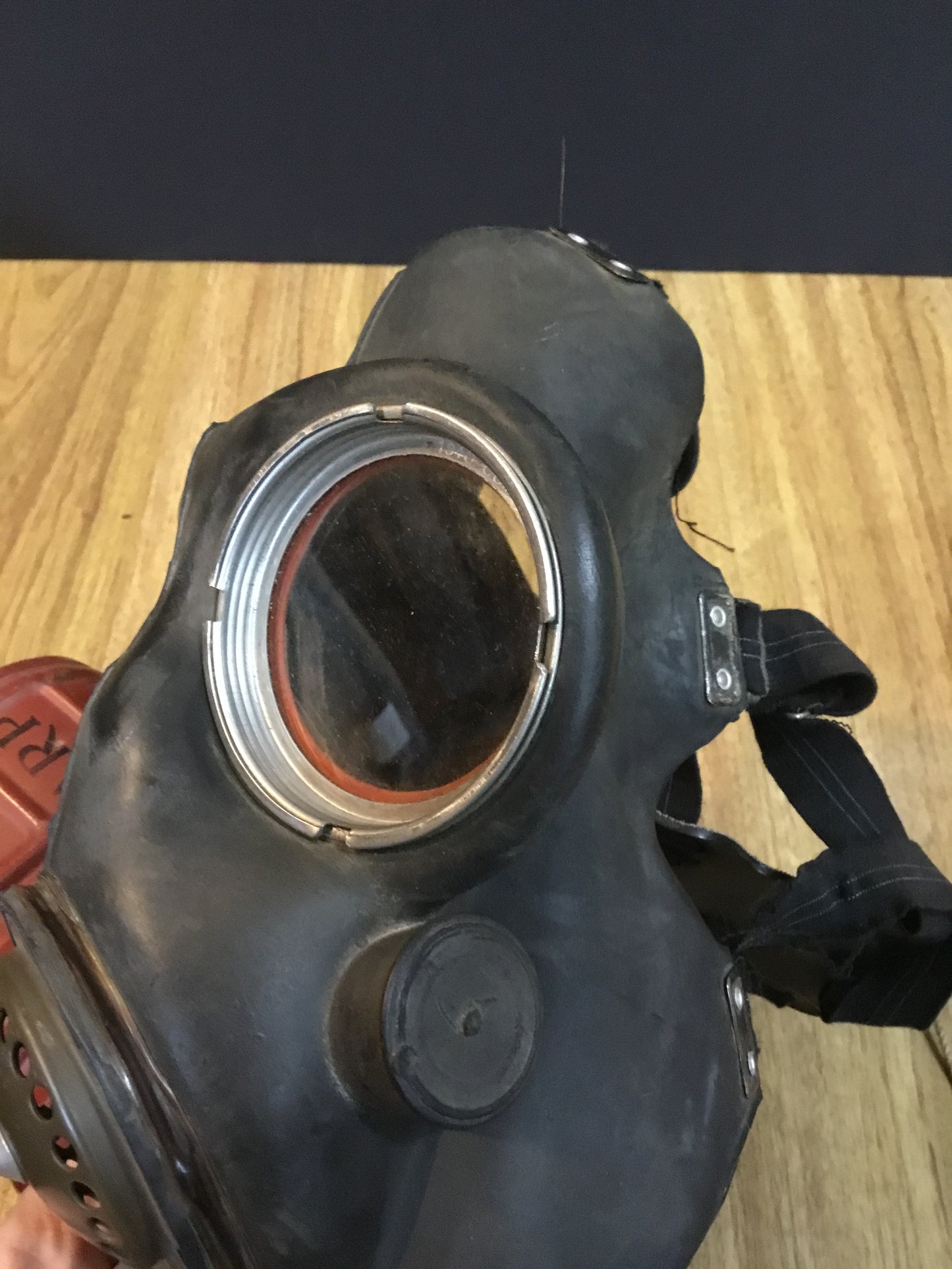 WW11 MK 111 Canadian Gas Mask ,Filter and Bag