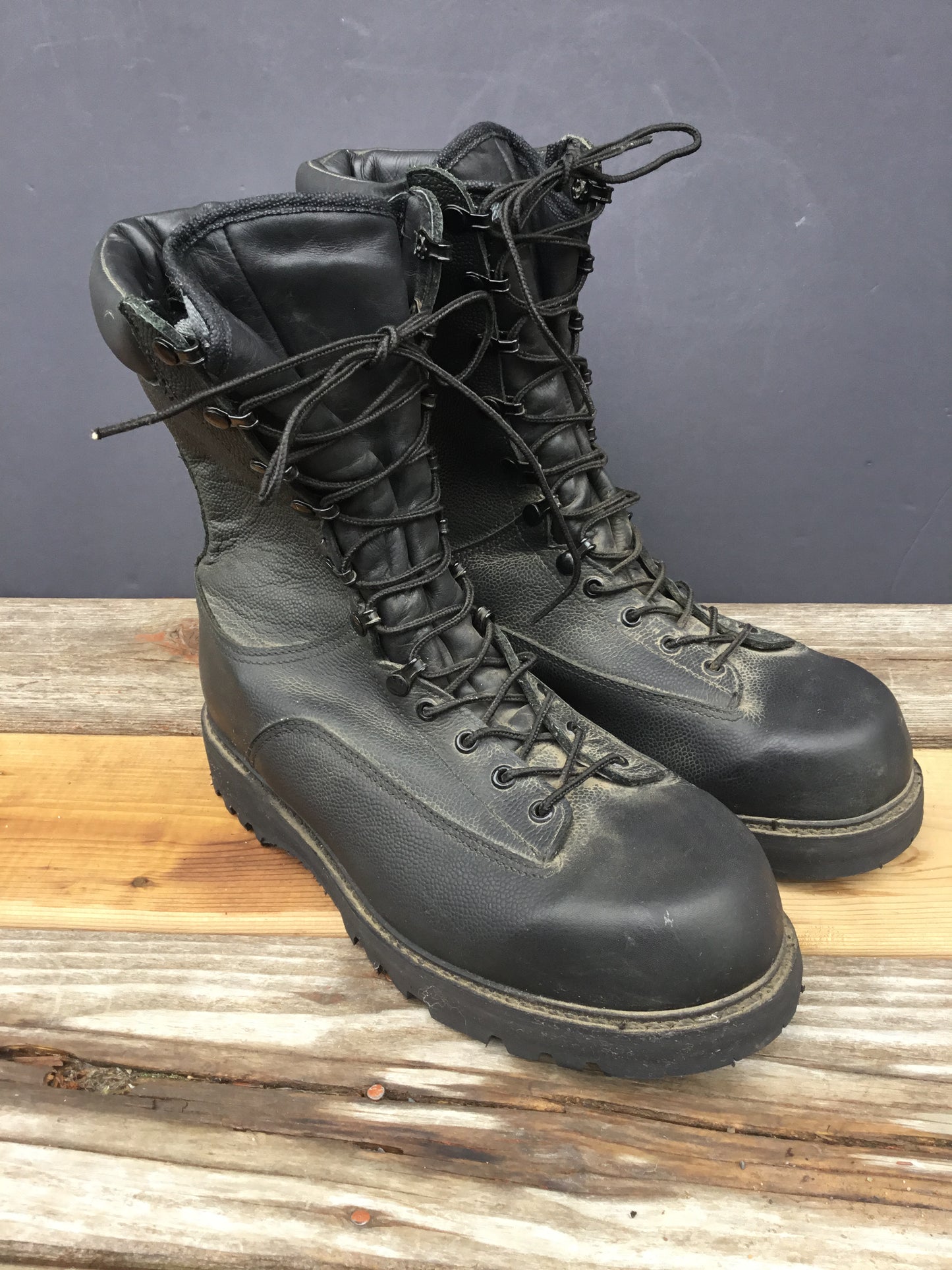 Canadian Forces Wet Weather Boots Size 10 Or 270/ 114 made by HH Brown Canada