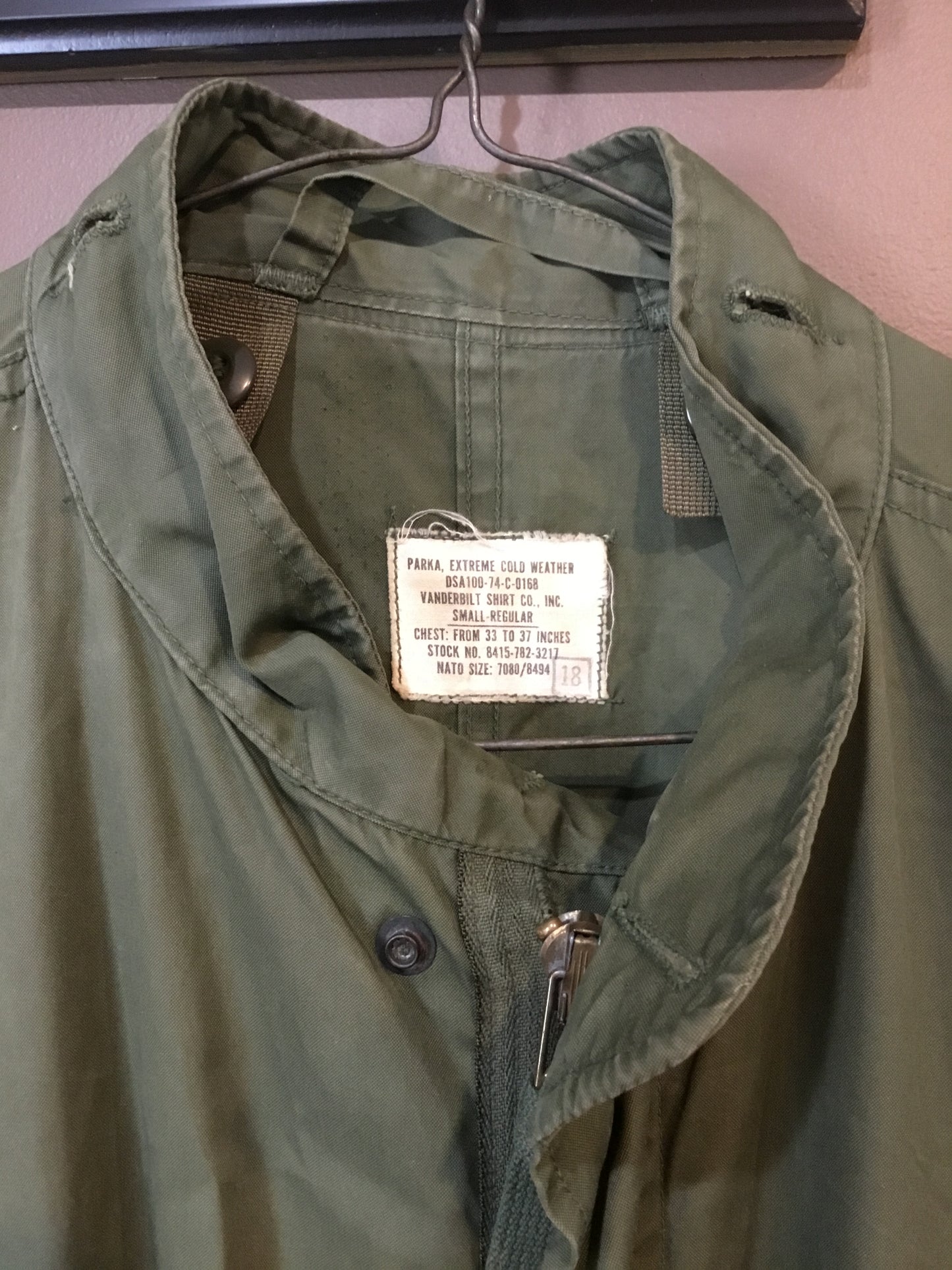 Vintage US MILITARY FISHTAIL PARKA